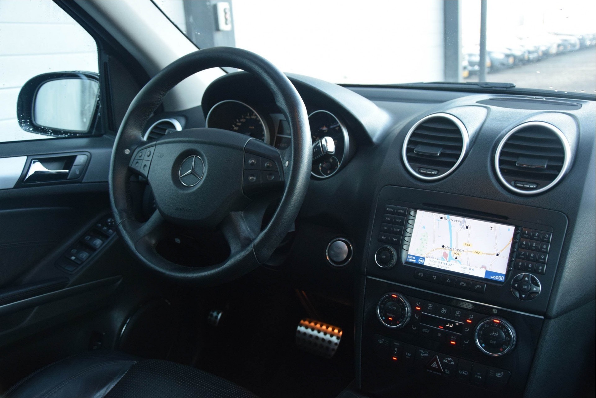 Mercedes-Benz M-Klasse 63 AMG 4-Matic Exclusive/Harman-Kardon/Dak/Mem/Luchtvering Aut7 Foto 4