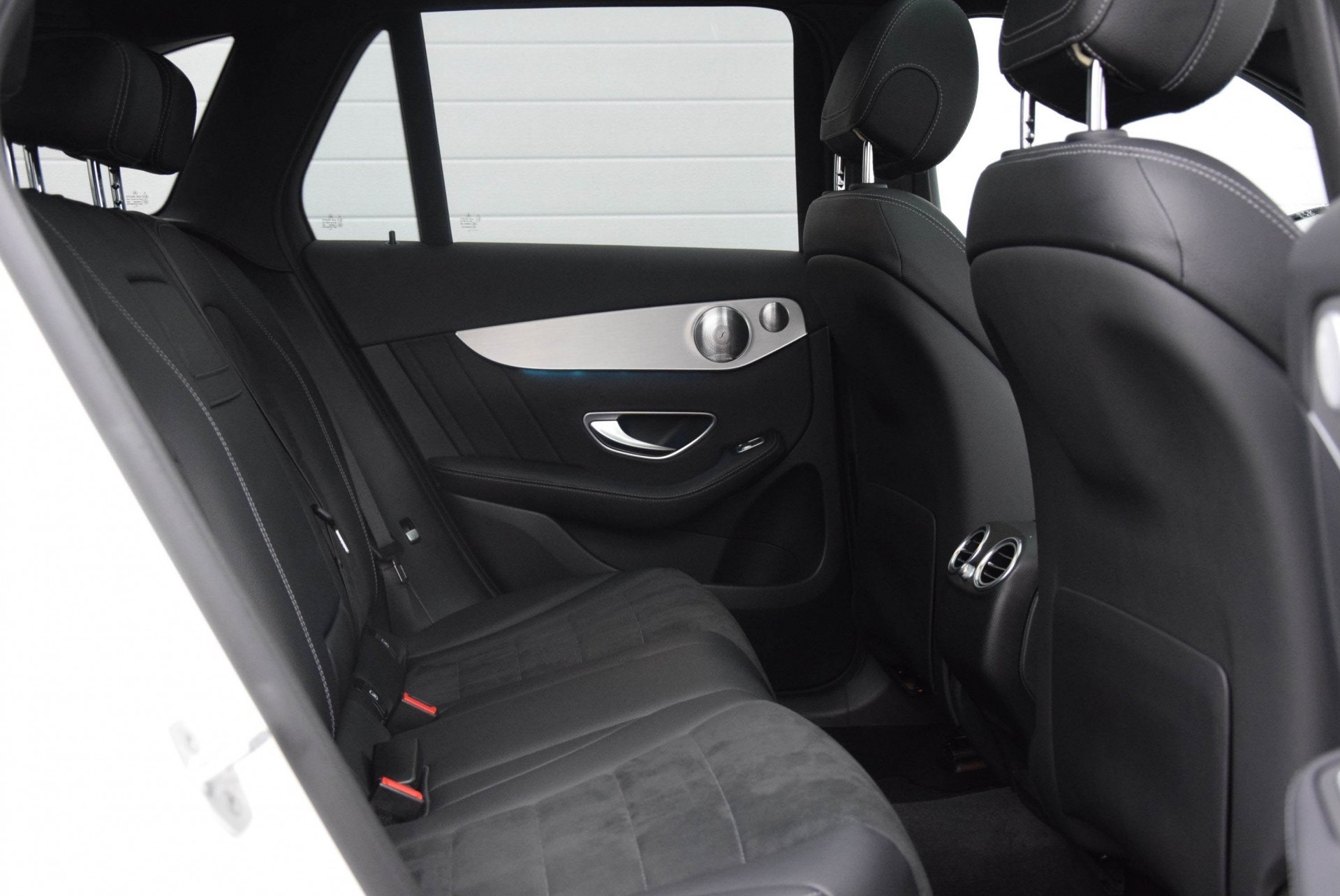 Mercedes-Benz GLC-Klasse 250 D 4MATIC AMG Panorama/Luchtvering/Distronic/Burmeister Aut9 Foto 27