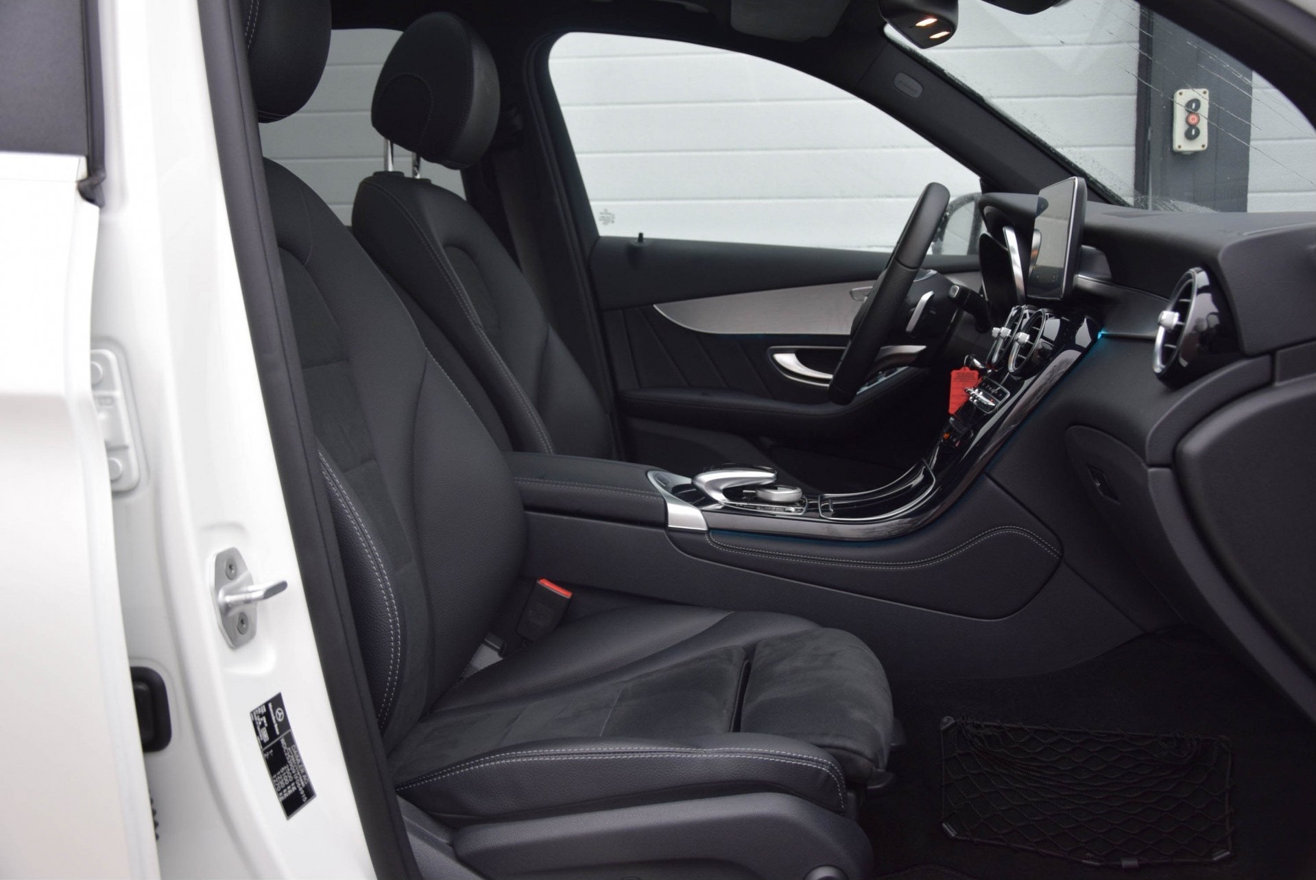 Mercedes-Benz GLC-Klasse 250 D 4MATIC AMG Panorama/Luchtvering/Distronic/Burmeister Aut9 Foto 3