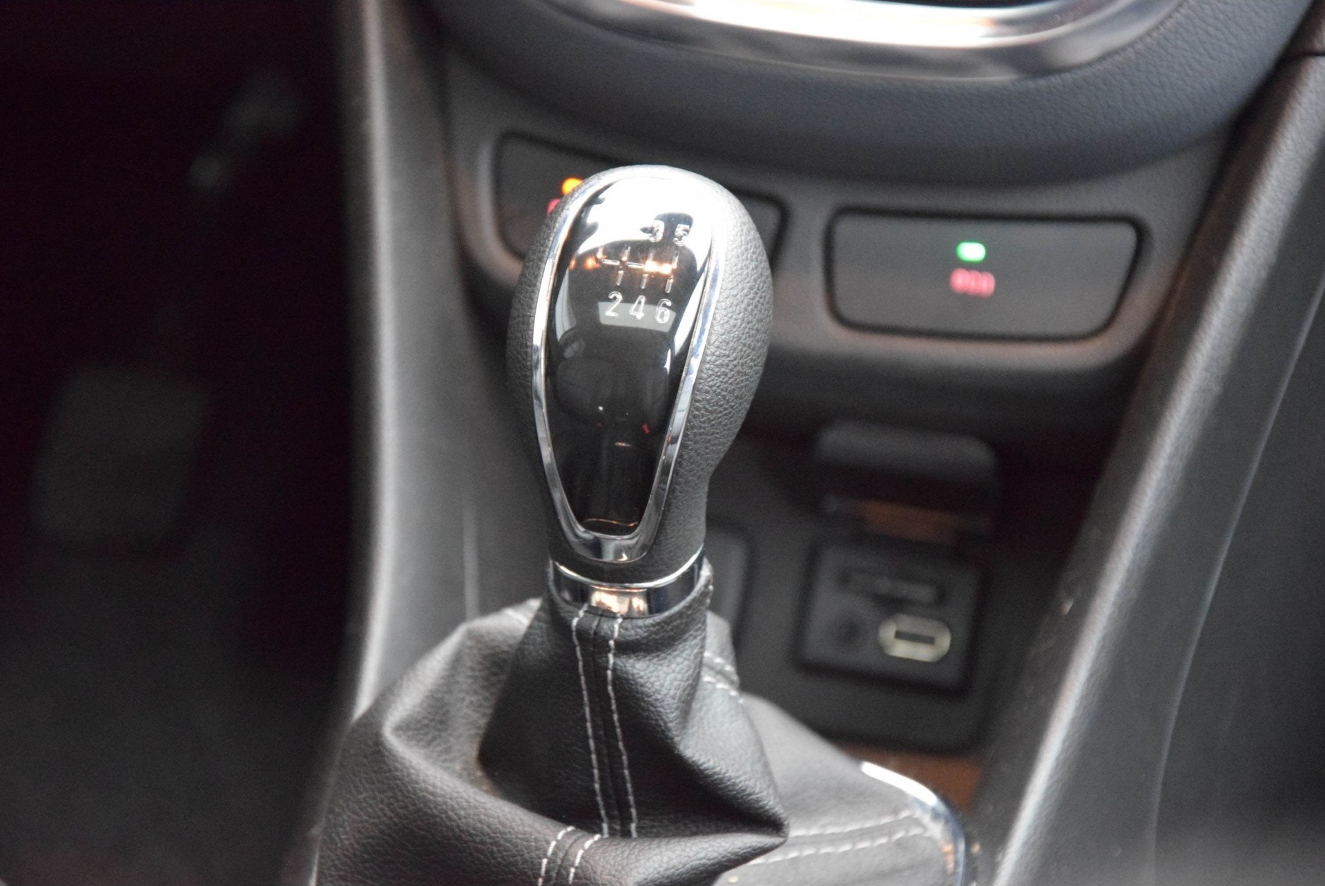 Opel Mokka 1.4 T COSMO 4X4 Leer/Navi/Schuifdak 140 pk 1ste eigenaar Foto 8