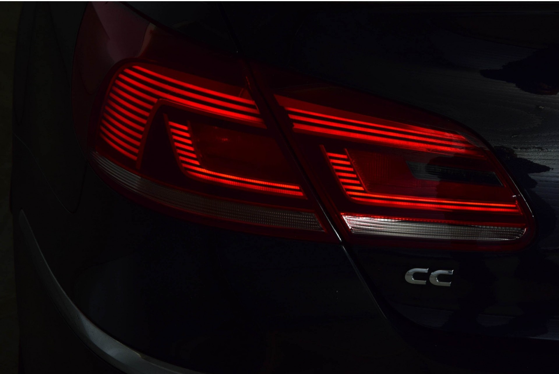 Volkswagen CC 1.8 TSI Xenon/Camera/Groot Navi/19" Aut7 Foto 17