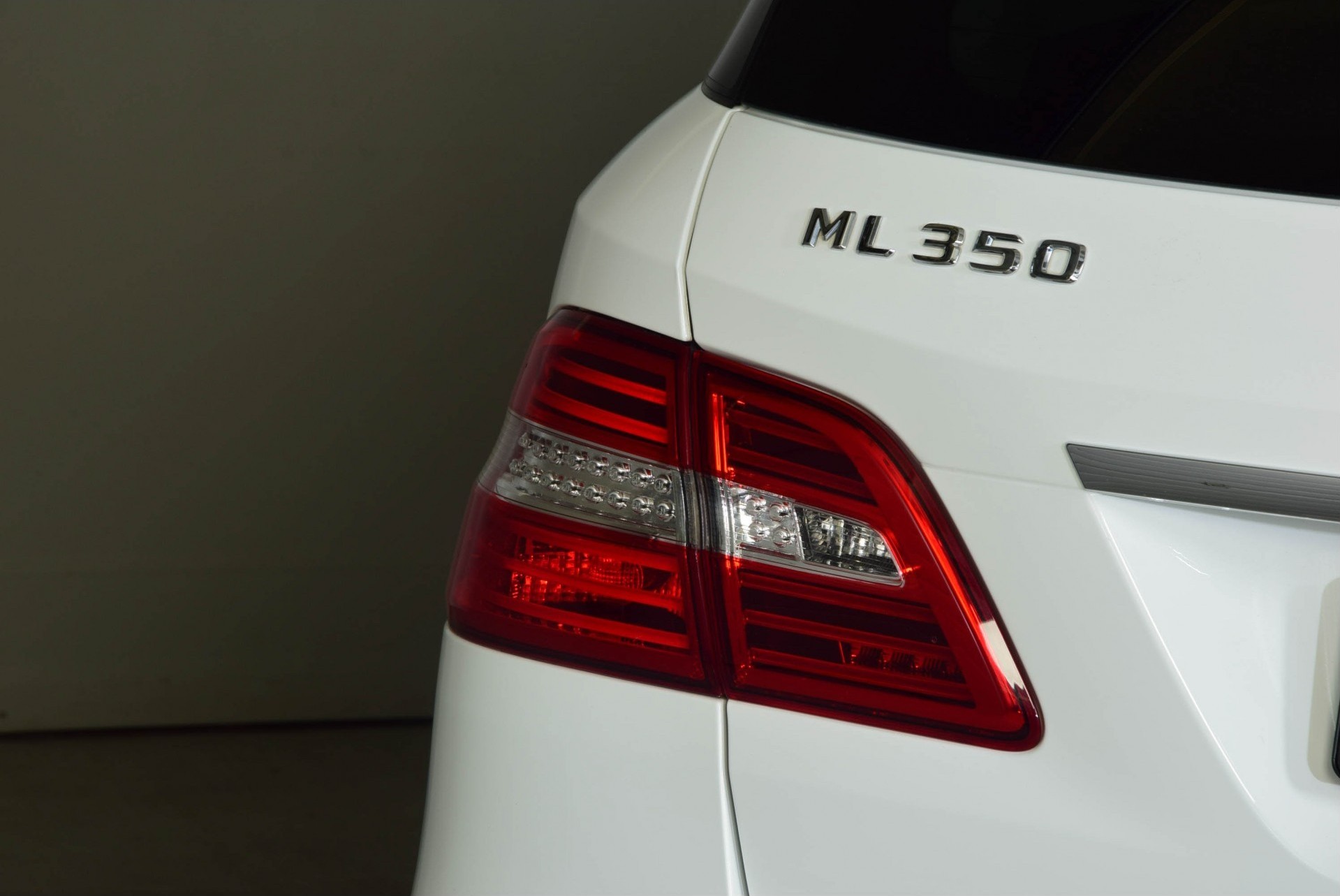 Mercedes-Benz M-Klasse 350 Bluetec 4-Matic Luchtvering/Dak/AMG/Com/ILS Aut7 Foto 23