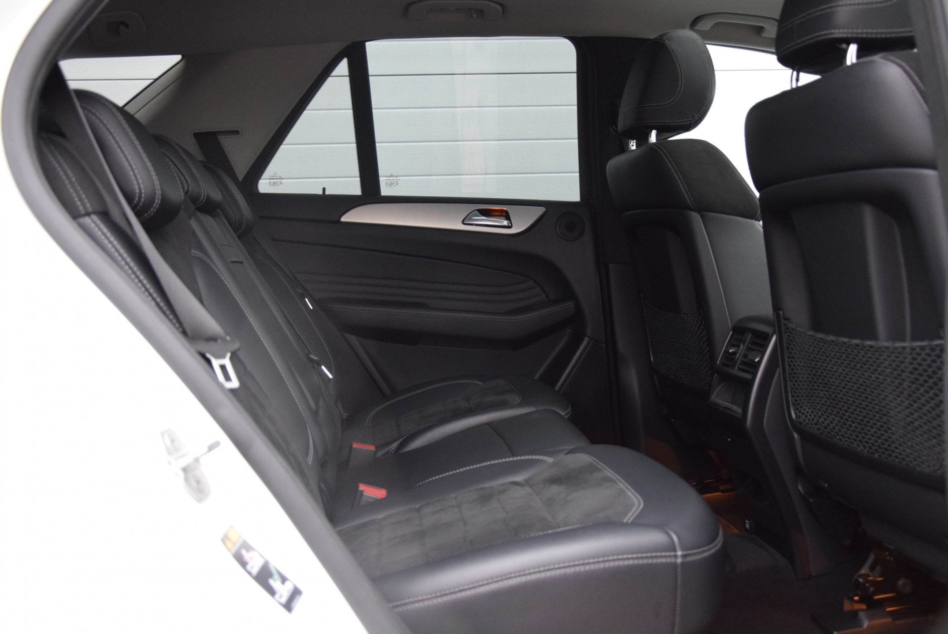 Mercedes-Benz M-Klasse 350 Bluetec 4-Matic Luchtvering/Dak/AMG/Com/ILS Aut7 Foto 4