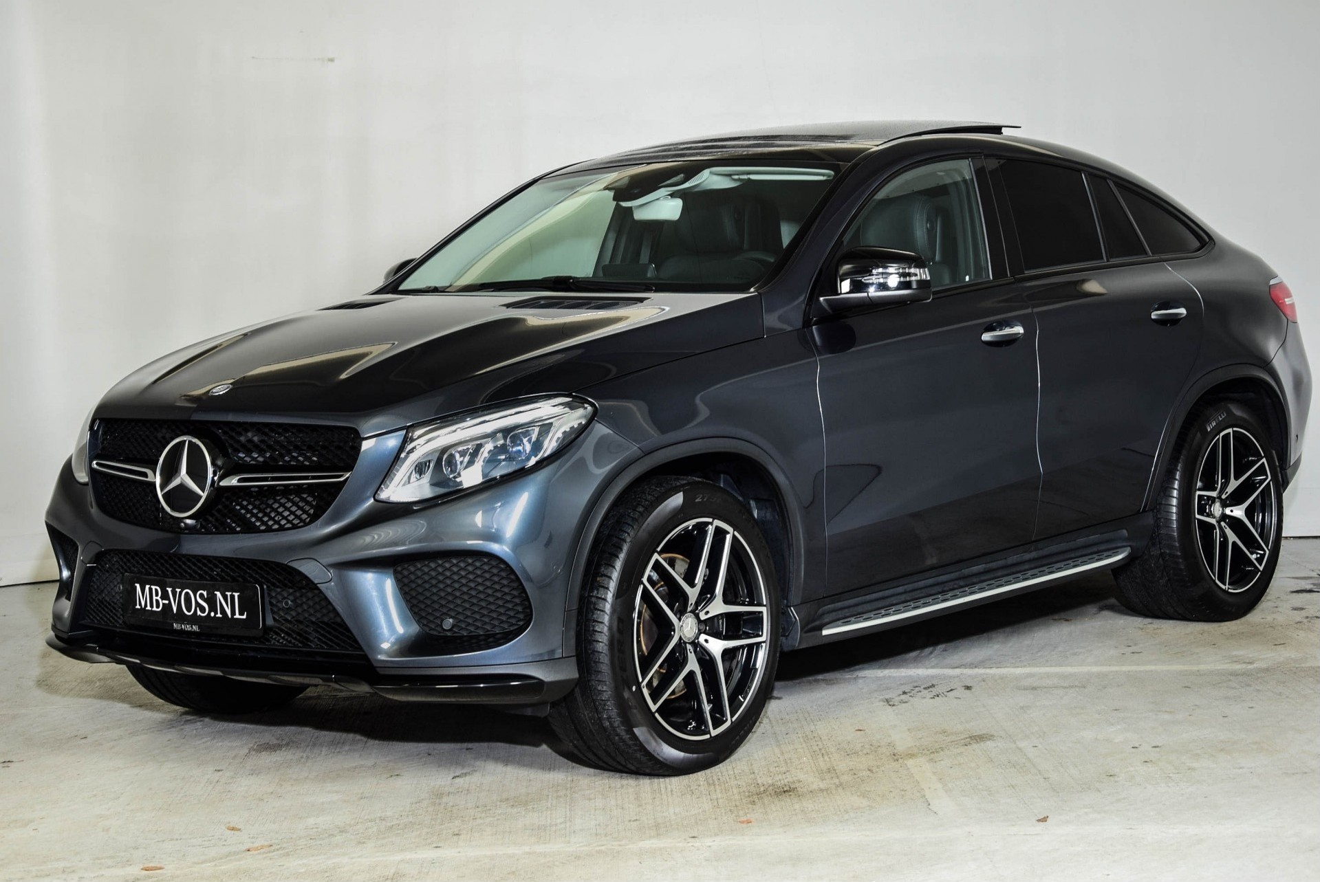 Mercedes-Benz GLE-Klasse GLE 400 4MATIC AMG B&O/Distronic/Entertainment/Panorama/Luchtvering Aut9 Foto 1