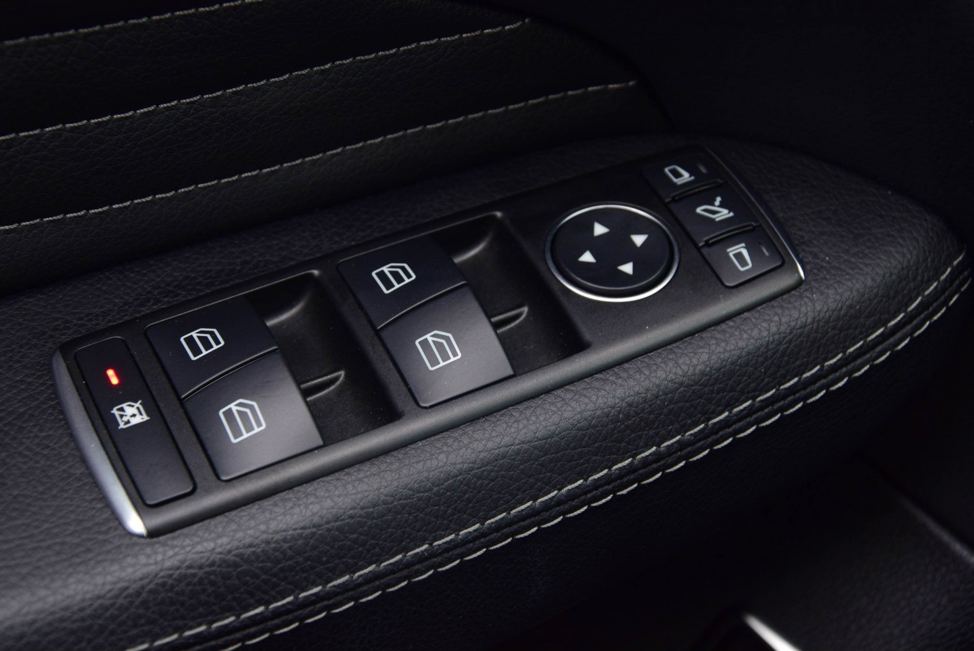 Mercedes-Benz GLE-Klasse GLE 400 4MATIC AMG B&O/Distronic/Entertainment/Panorama/Luchtvering Aut9 Foto 10