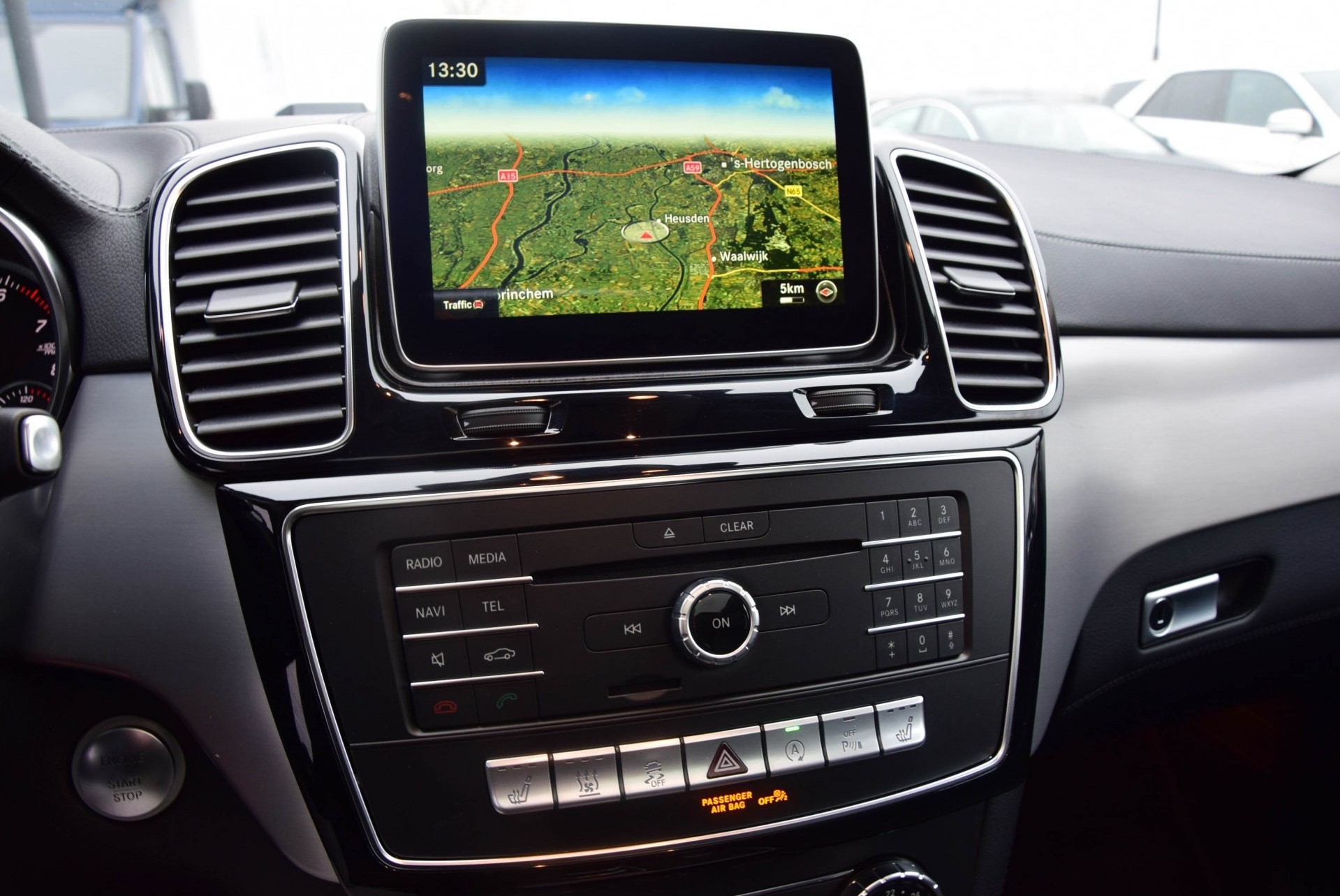 Mercedes-Benz GLE-Klasse GLE 400 4MATIC AMG B&O/Distronic/Entertainment/Panorama/Luchtvering Aut9 Foto 13