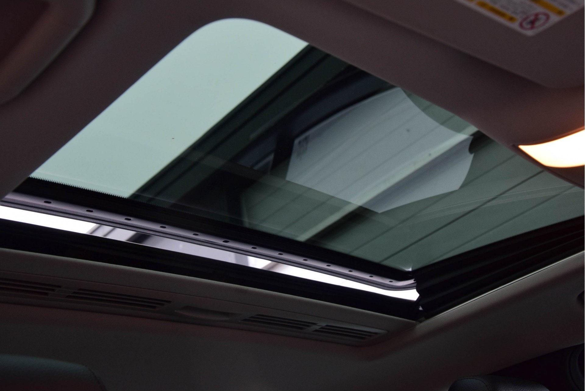 Mercedes-Benz E-Klasse 200 Cgi Avantgarde Schuifdak/Xenon Aut5 Foto 16