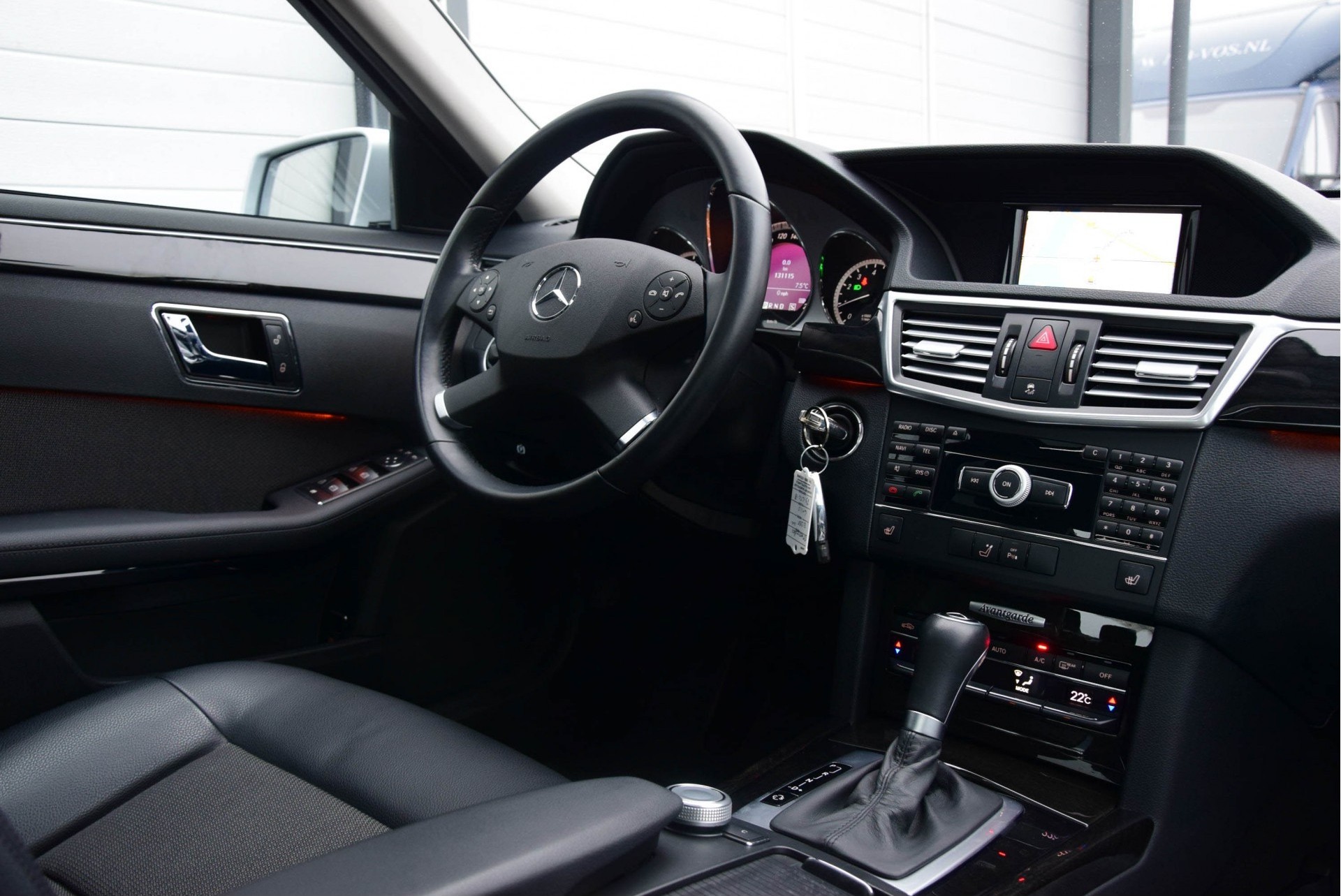 Mercedes-Benz E-Klasse 200 Cgi Avantgarde Schuifdak/Xenon Aut5 Foto 6