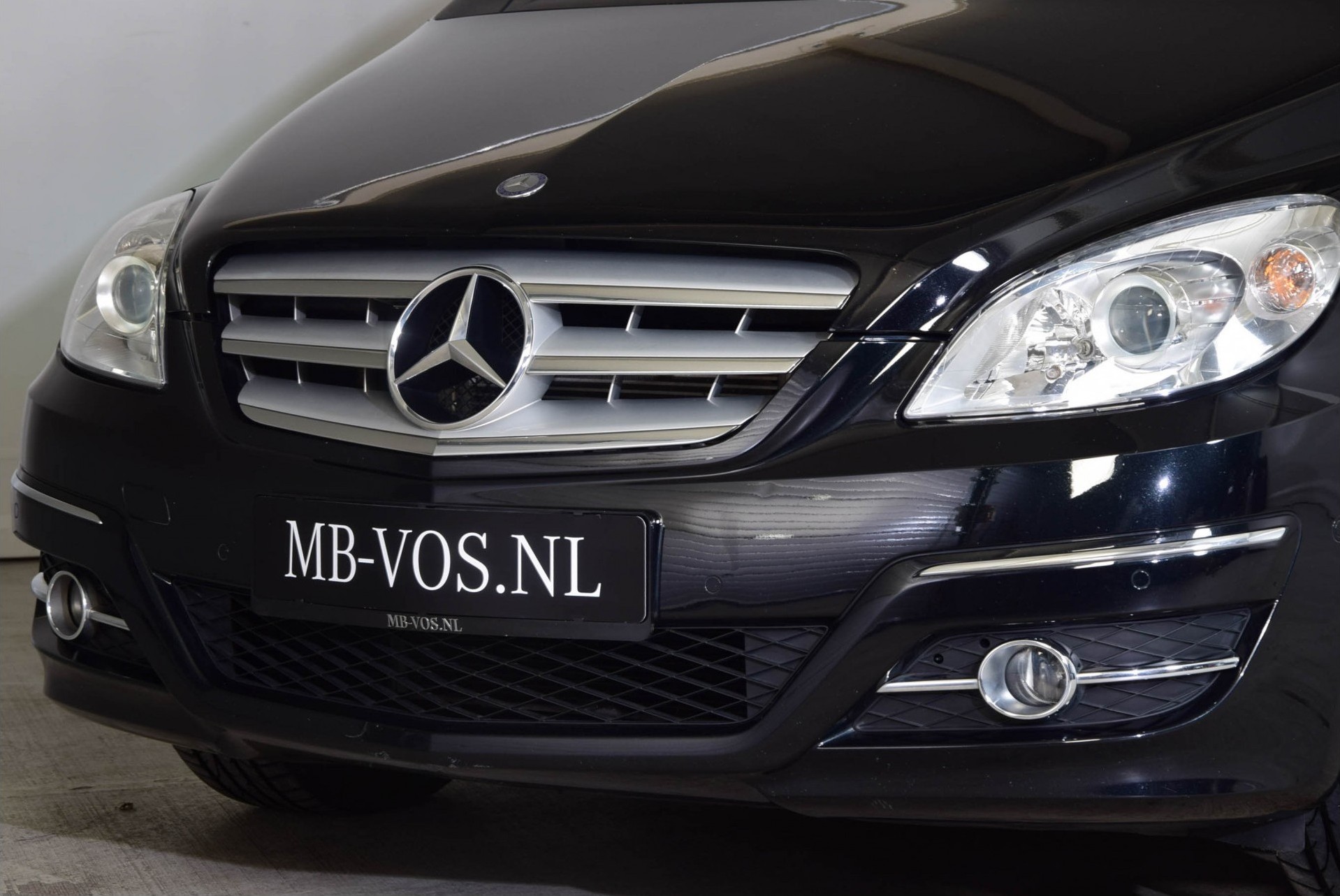 Mercedes-Benz B-Klasse 200 Sport Comand/DVD/PTS Aut7 Foto 14