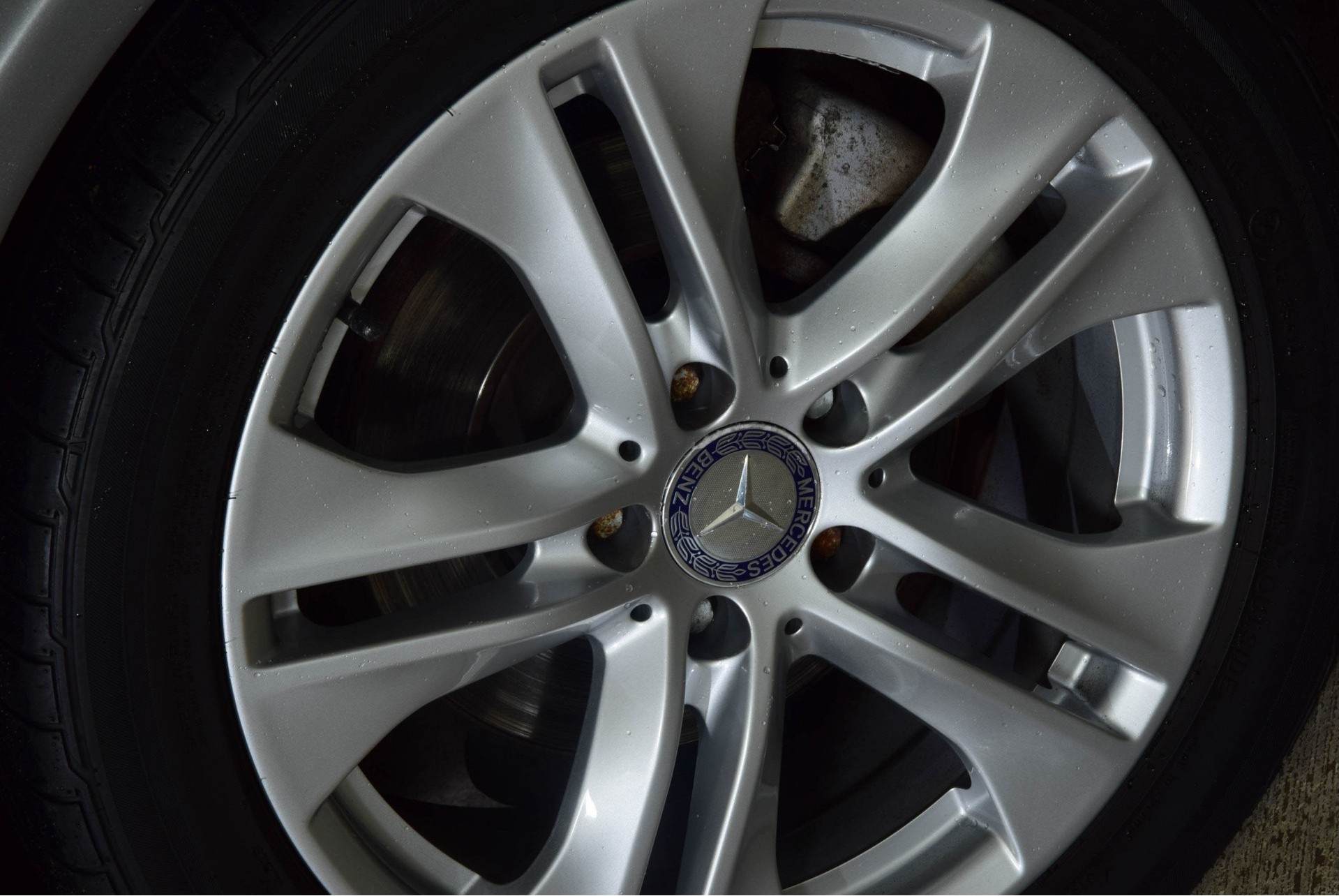 Mercedes-Benz E-Klasse Coupé 250 CGI Navi/Leder/Pts/17" Aut5 Foto 16