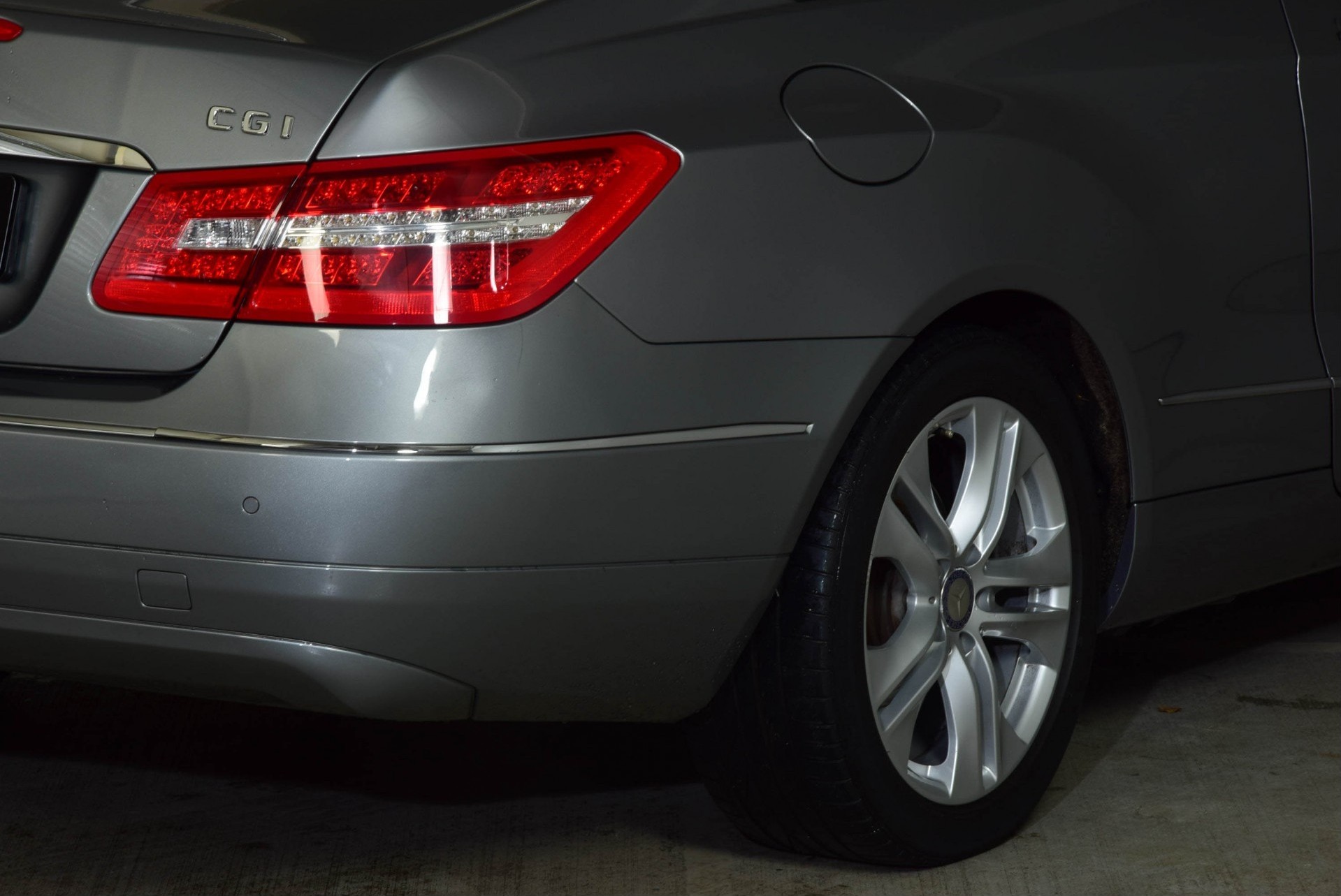 Mercedes-Benz E-Klasse Coupé 250 CGI Navi/Leder/Pts/17" Aut5 Foto 17