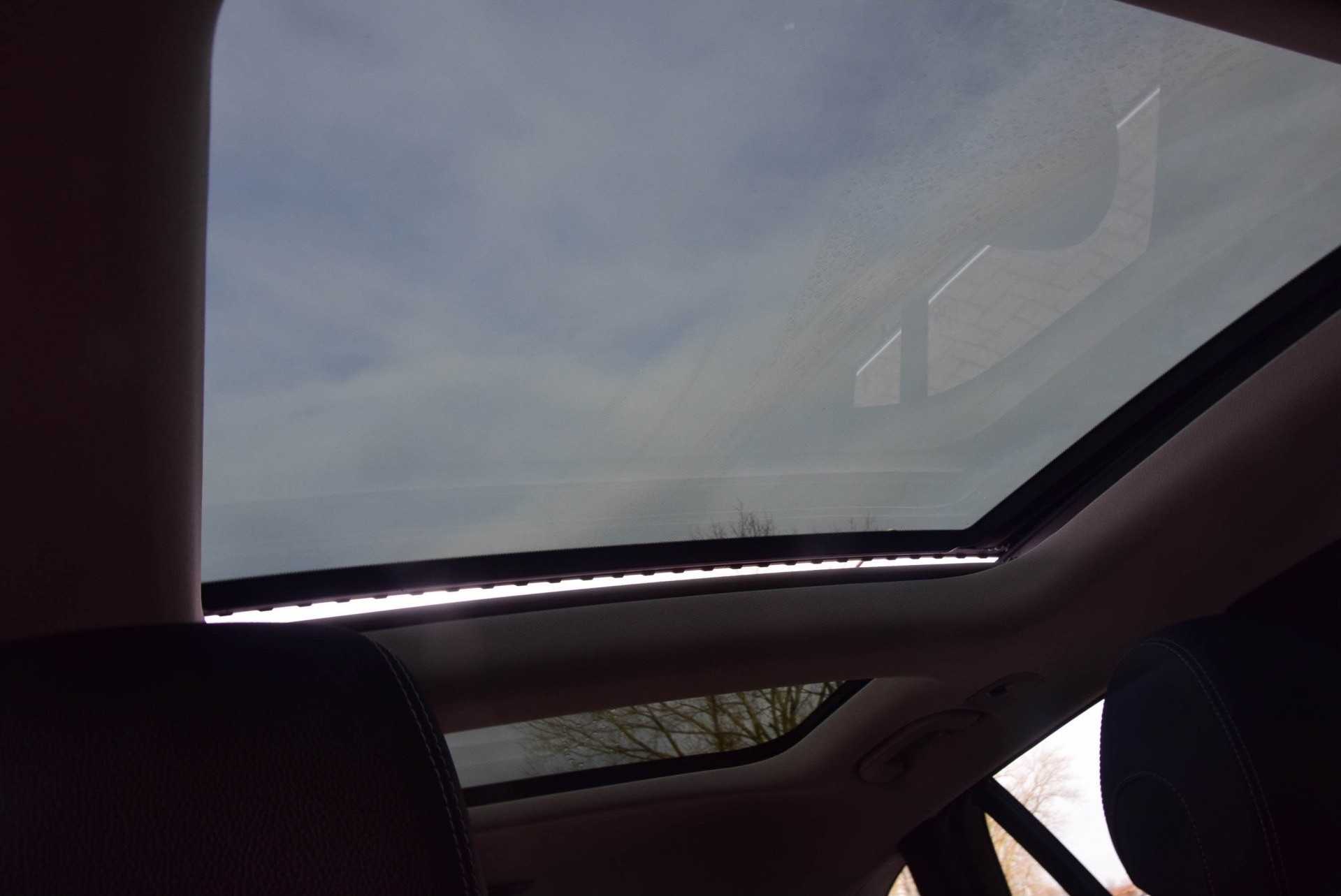 Mercedes-Benz GLC-Klasse 250d 4-Matic AMG Panorama/Distronic/Burmester/HUD/Keyless/ILS Aut9 Foto 18