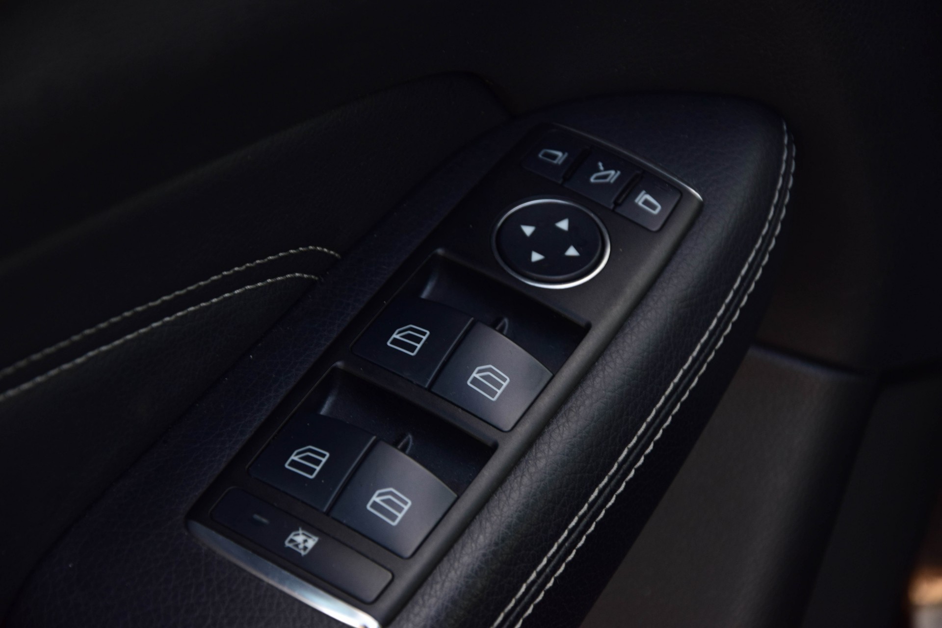 Mercedes-Benz M-Klasse 350 Bluetec 4-M Luchtvering/Dak/Harman-Kardon/Com/Trekhaak Aut7 Foto 13