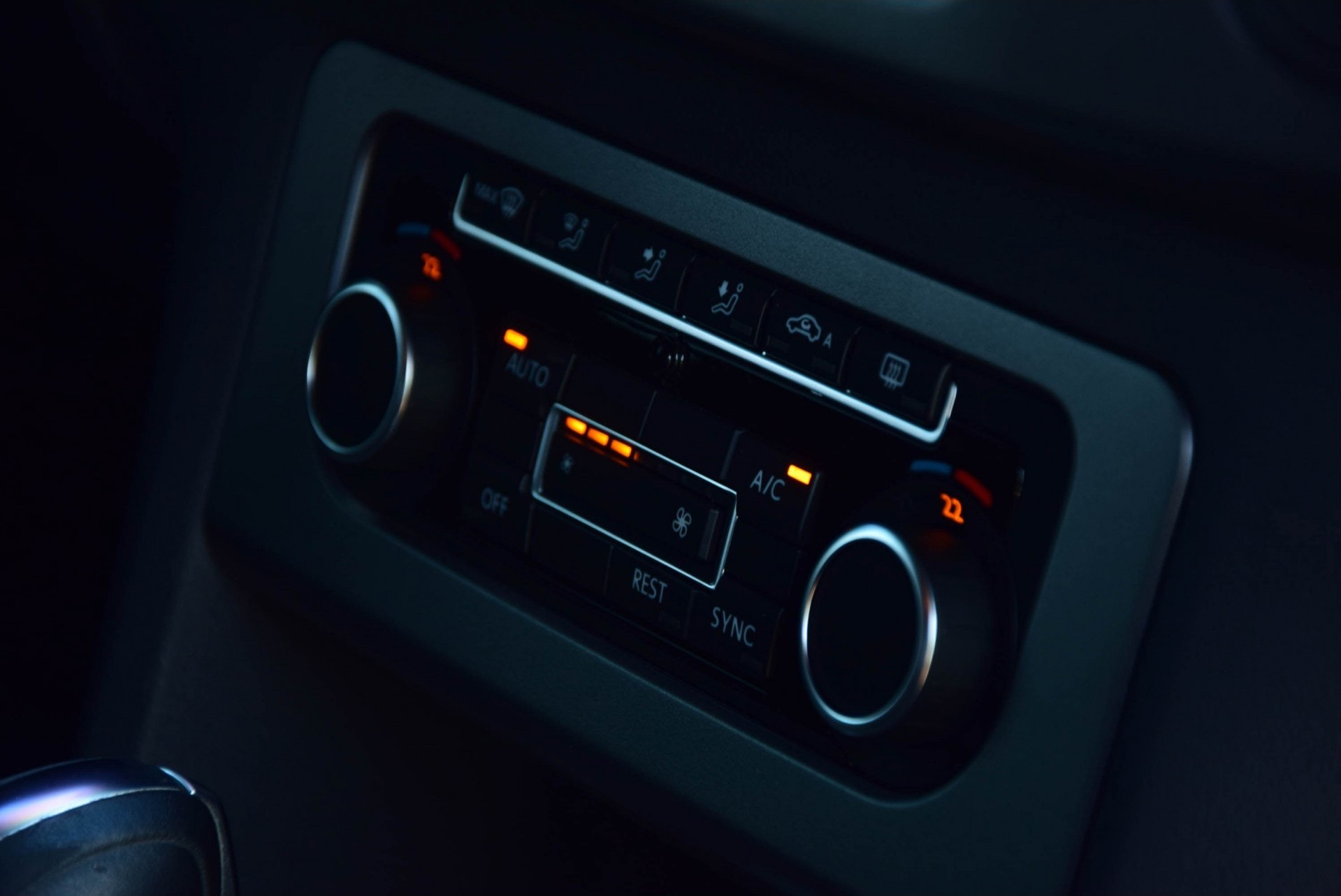 Volkswagen Amarok 2.0 TDI 4MOTION DC HIGHLINE 20"/Leer/Nav Aut8 Foto 10