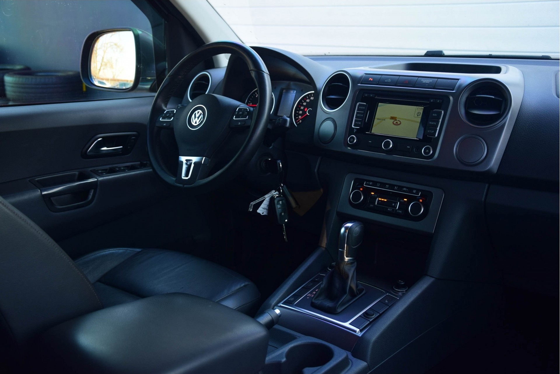 Volkswagen Amarok 2.0 TDI 4MOTION DC HIGHLINE 20"/Leer/Nav Aut8 Foto 5