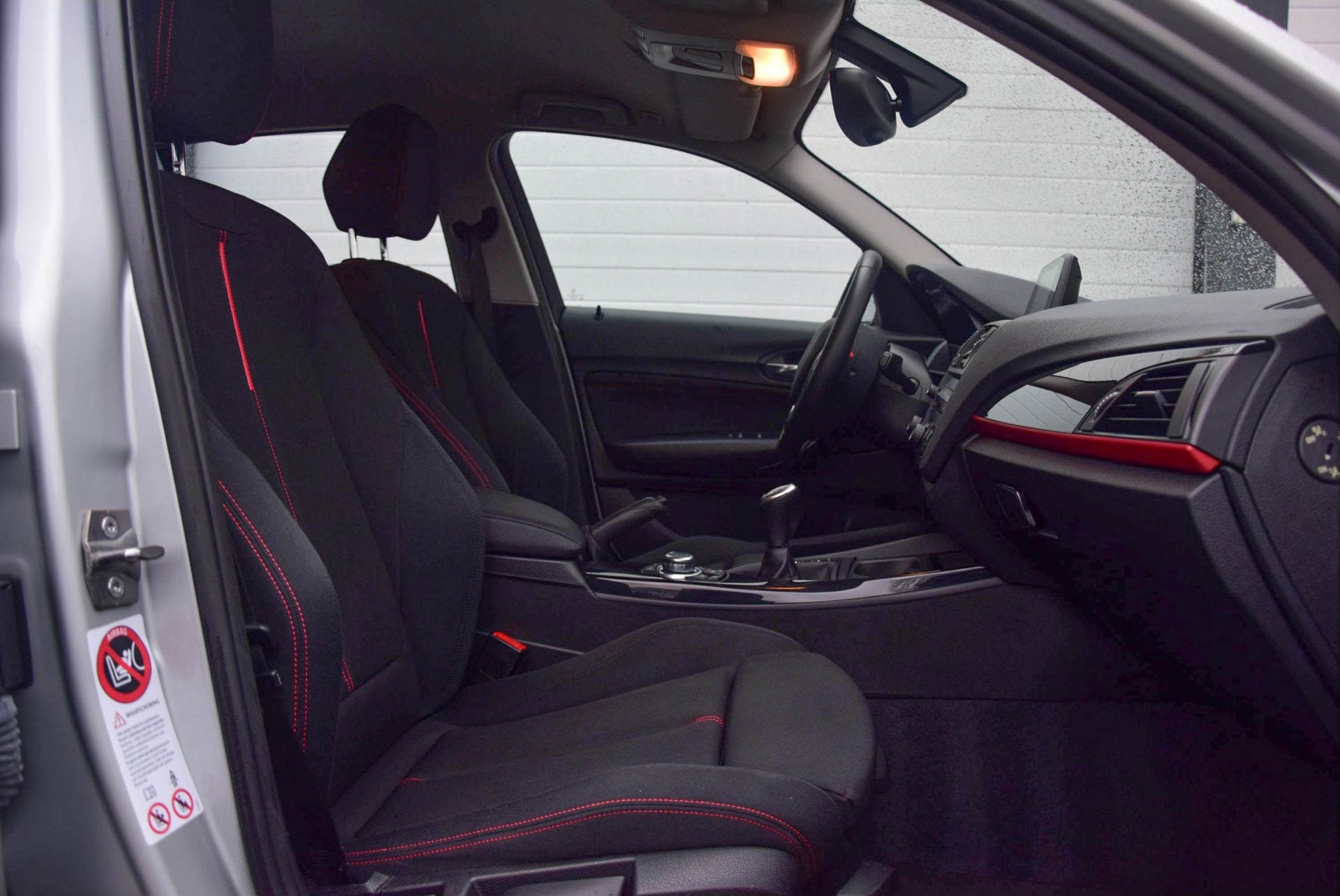 BMW 1 Serie 116D EDE Executive Sport Shadowline Xenon/Nav/Bluetooth/afn-trek Foto 3