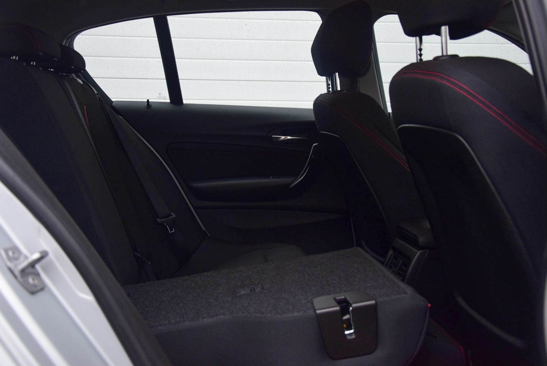 BMW 1 Serie 116D EDE Executive Sport Shadowline Xenon/Nav/Bluetooth/afn-trek Foto 5