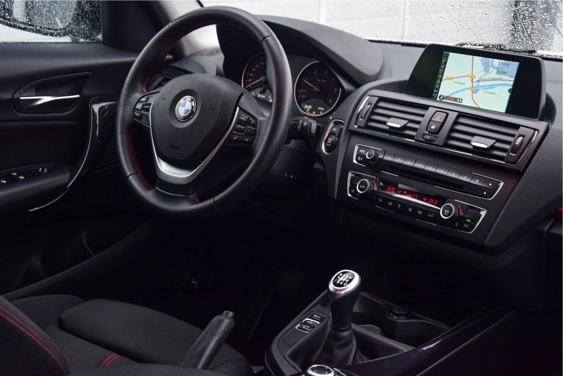 BMW 1 Serie 116D EDE Executive Sport Shadowline Xenon/Nav/Bluetooth/afn-trek Foto 6