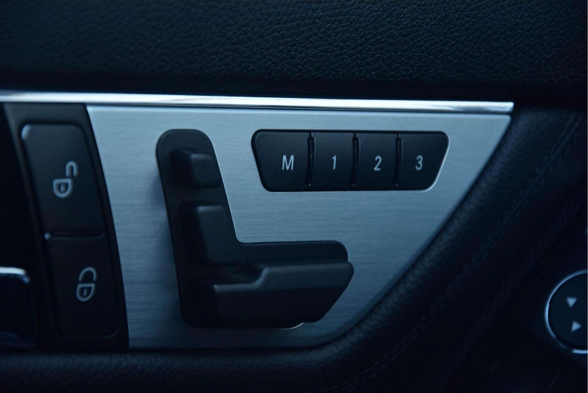 Mercedes-Benz C-Klasse 350 Elegance Keyless/Panorama/Com/Harman-Kardon/AMG/Mem/Leer Aut7 Foto 10