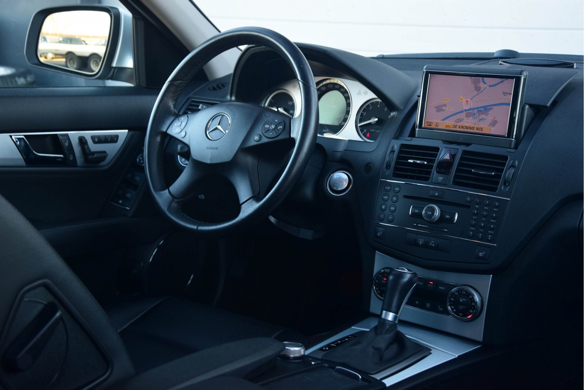 Mercedes-Benz C-Klasse 350 Elegance Keyless/Panorama/Com/Harman-Kardon/AMG/Mem/Leer Aut7 Foto 6
