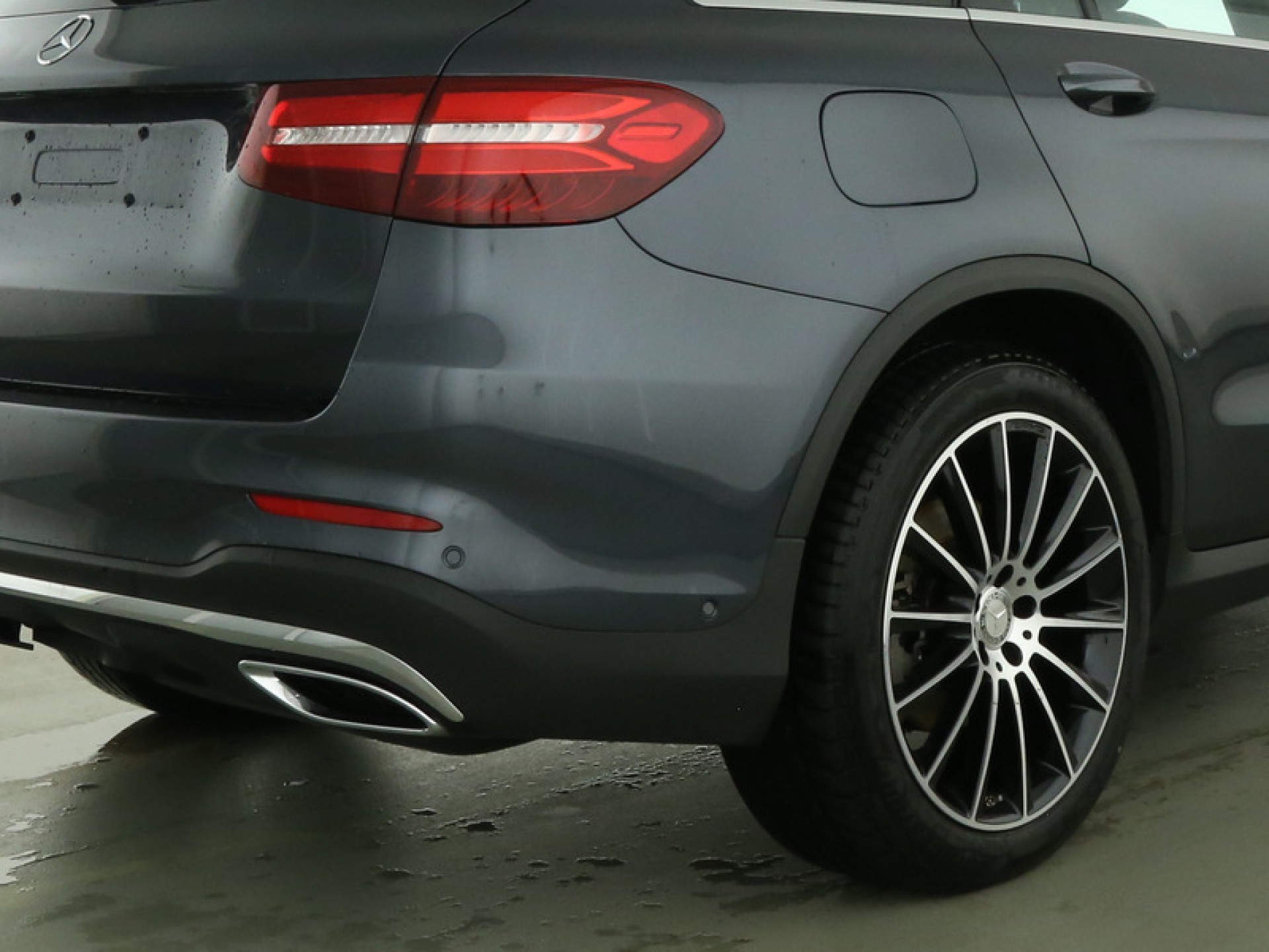 Mercedes-Benz GLC-Klasse 250d 4-MATIC AMG Distronic/Luchtvering/Panorama/ILS/Standkachel Aut9 Foto 10