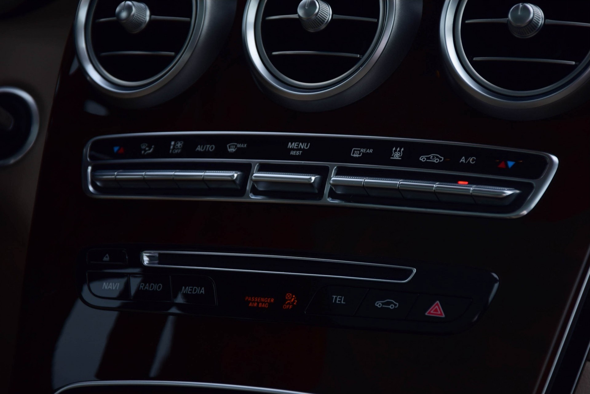 Mercedes-Benz GLC-Klasse 250 4-MATIC AMG Exclusive/Panorama/Standkachel/HUD/ILS/Wegkl-Trkhk Aut9 Foto 10