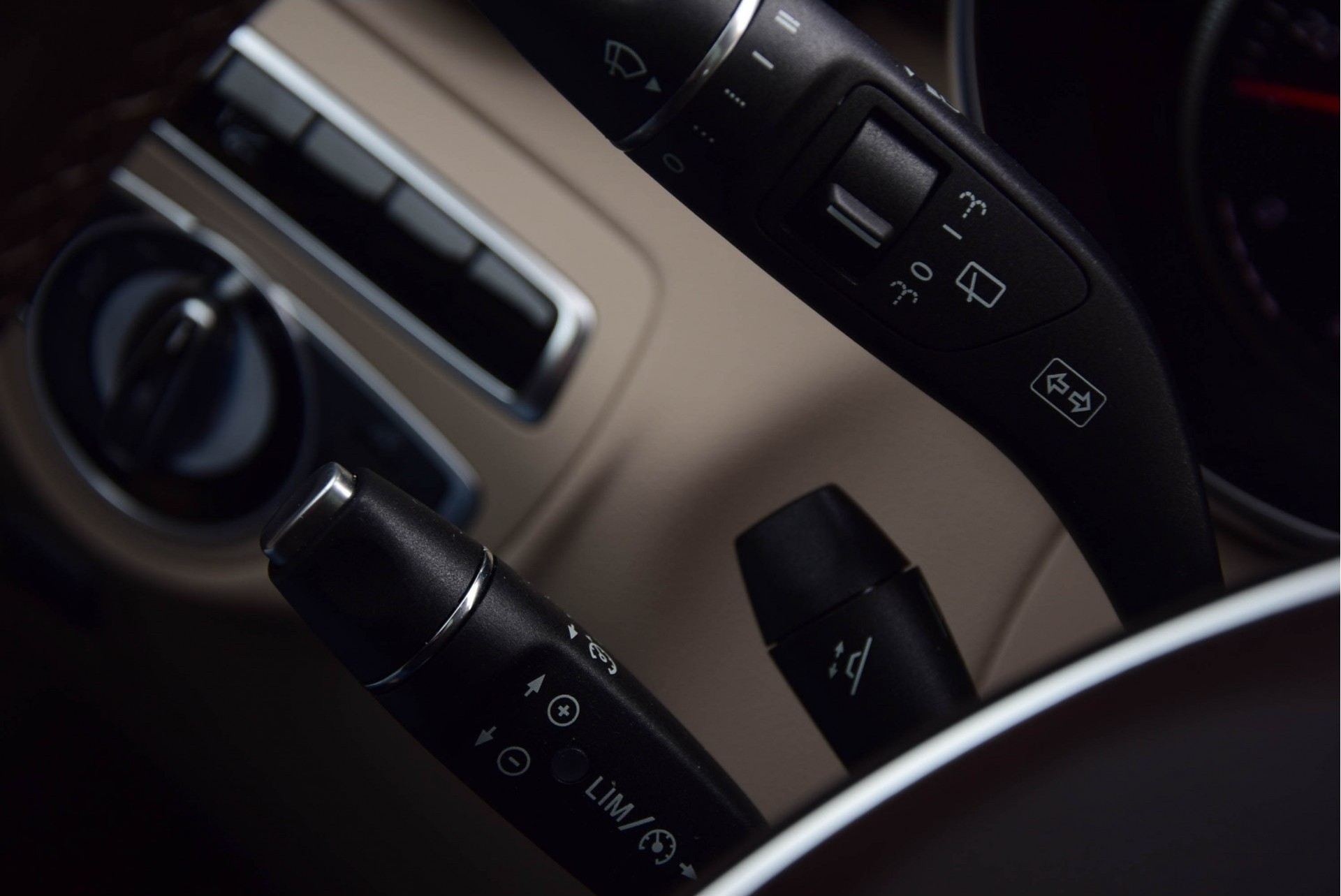 Mercedes-Benz GLC-Klasse 250 4-MATIC AMG Exclusive/Panorama/Standkachel/HUD/ILS/Wegkl-Trkhk Aut9 Foto 15