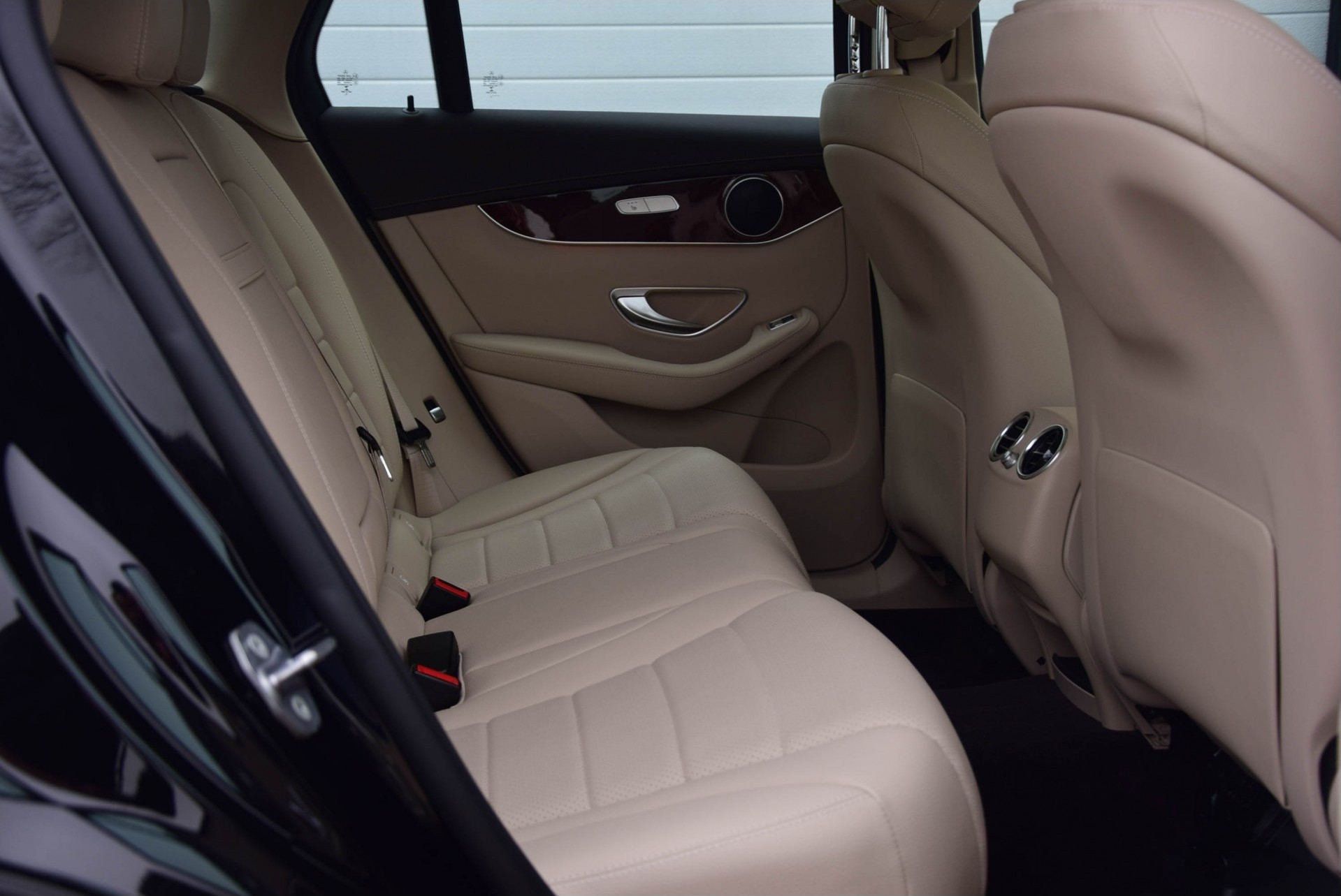 Mercedes-Benz GLC-Klasse 250 4-MATIC AMG Exclusive/Panorama/Standkachel/HUD/ILS/Wegkl-Trkhk Aut9 Foto 4