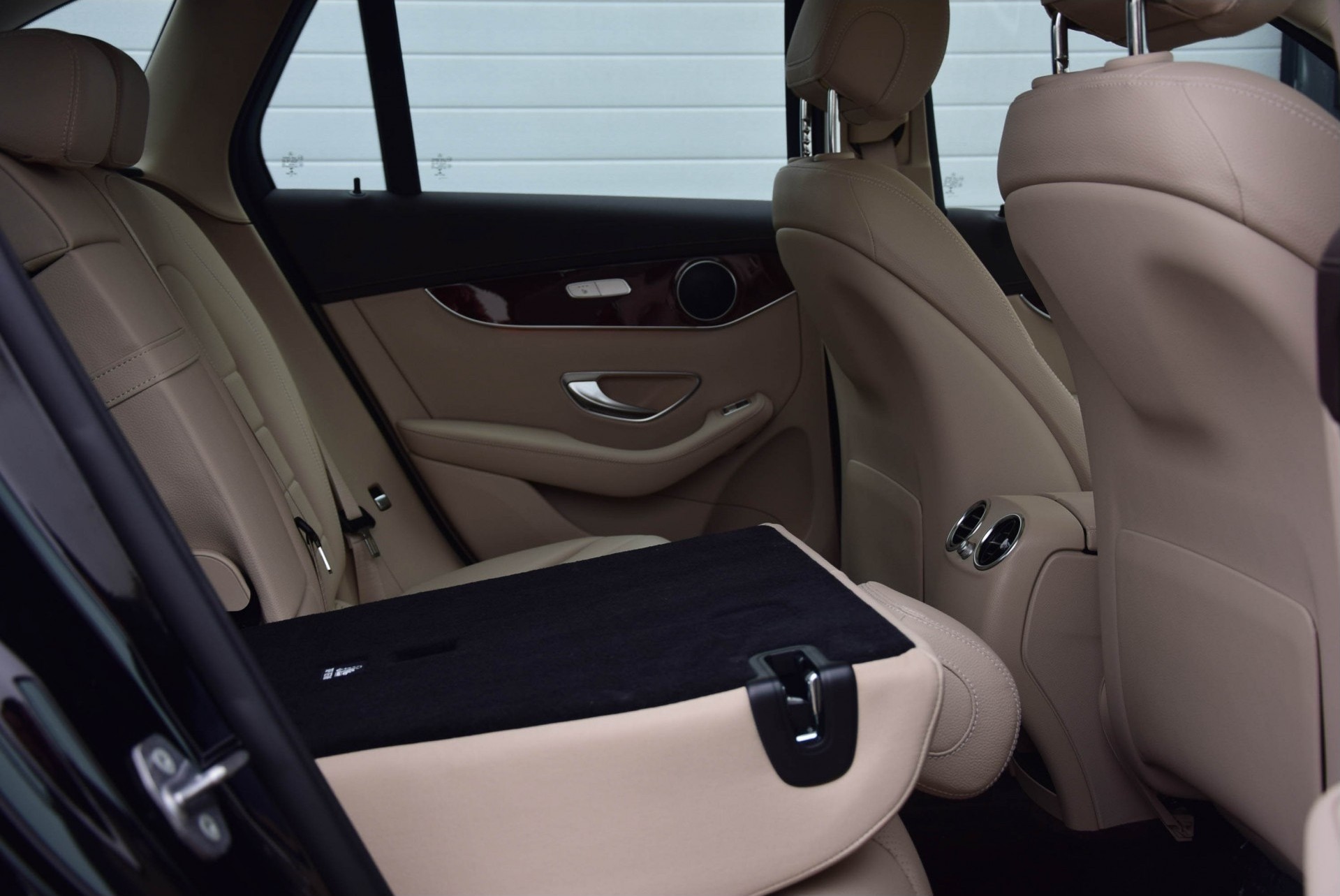 Mercedes-Benz GLC-Klasse 250 4-MATIC AMG Exclusive/Panorama/Standkachel/HUD/ILS/Wegkl-Trkhk Aut9 Foto 5