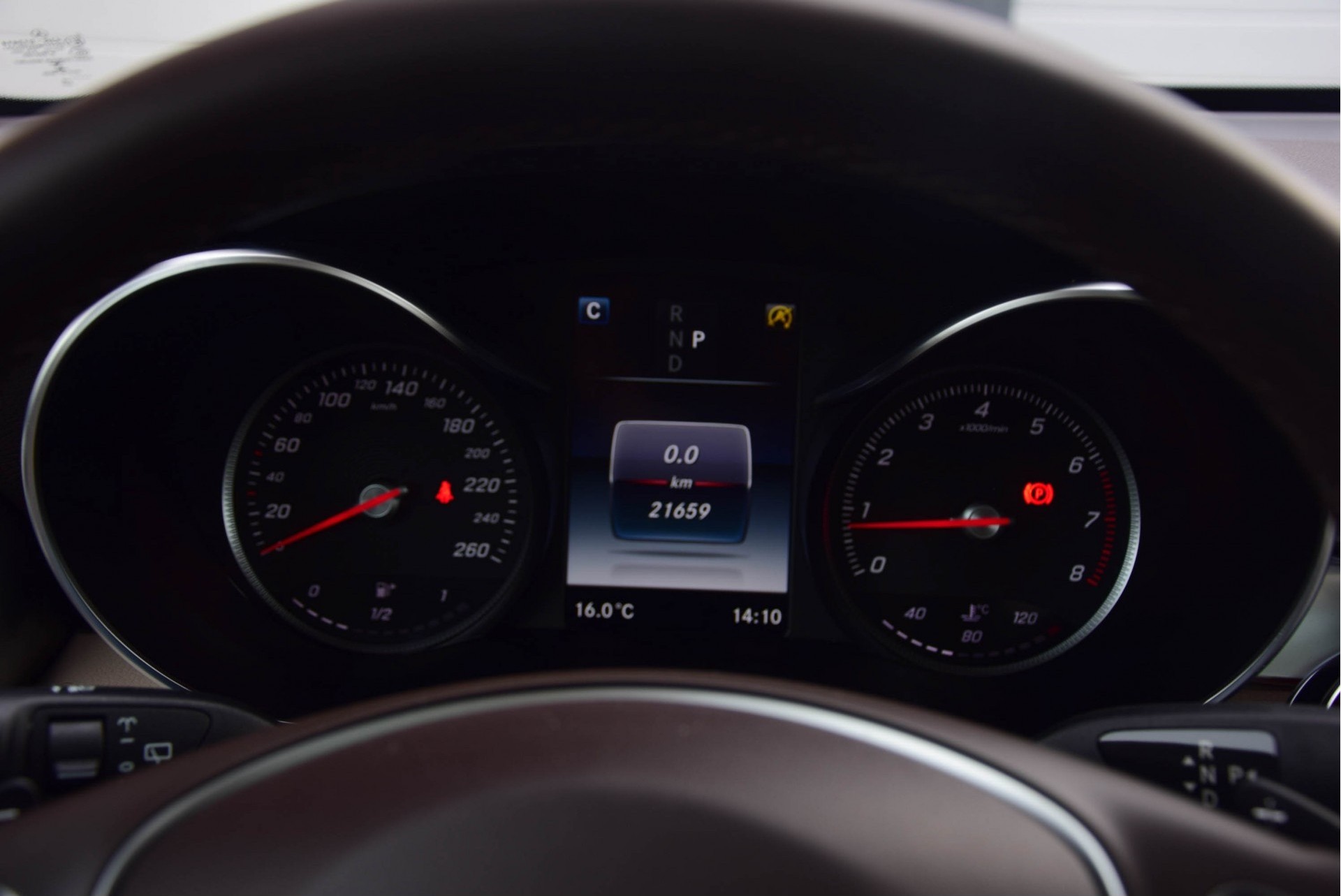 Mercedes-Benz GLC-Klasse 250 4-MATIC AMG Exclusive/Panorama/Standkachel/HUD/ILS/Wegkl-Trkhk Aut9 Foto 7