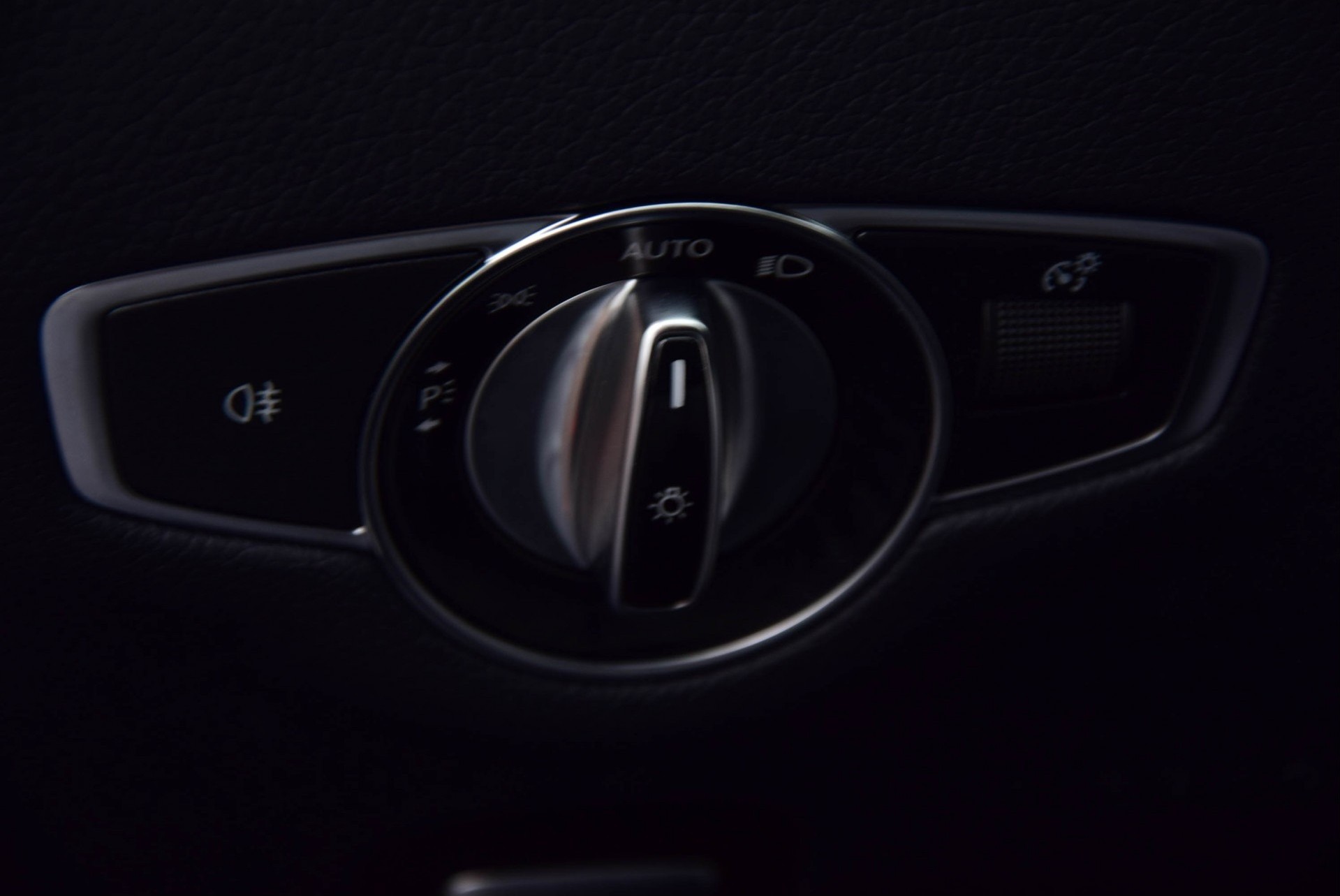 Mercedes-Benz E-Klasse 200 Avantgarde Schuifdak/Widescreen/Com/Multibeam Aut9 Foto 15