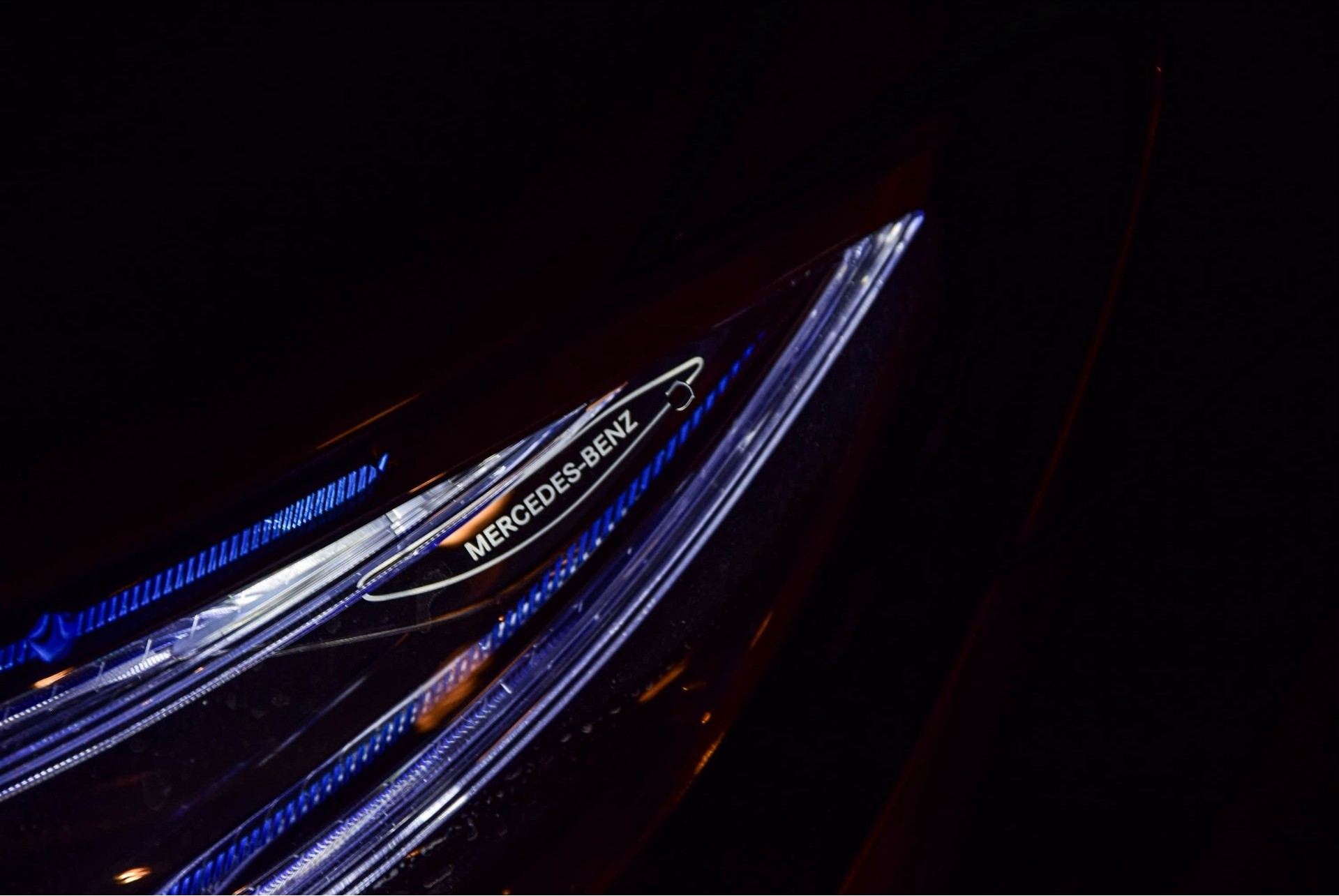 Mercedes-Benz E-Klasse 200 Avantgarde Schuifdak/Widescreen/Com/Multibeam Aut9 Foto 19