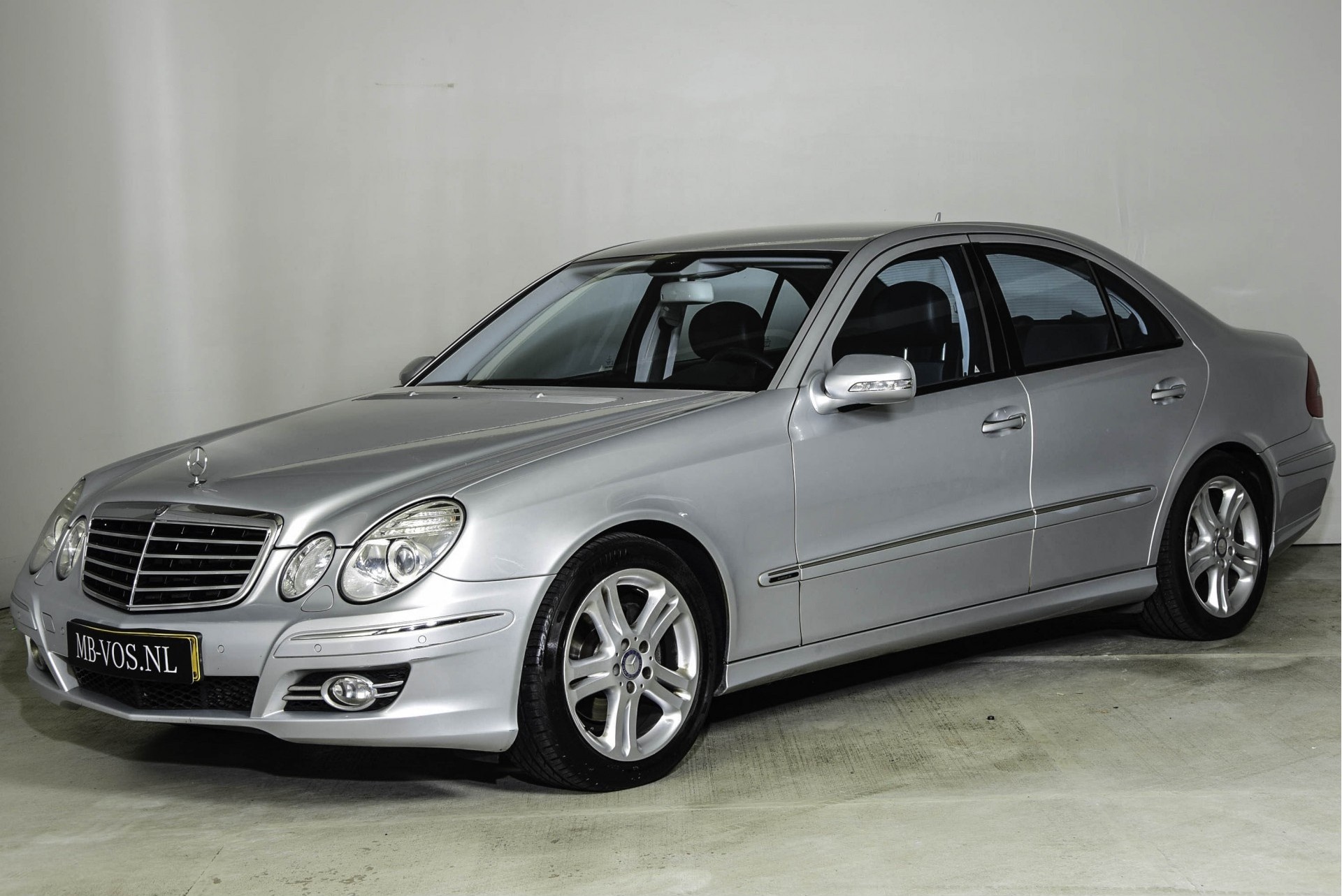 Mercedes-Benz E-Klasse 220 Cdi Avantgarde Com/Bi-xenon/Verwarmde stoelen Aut5 Foto 1