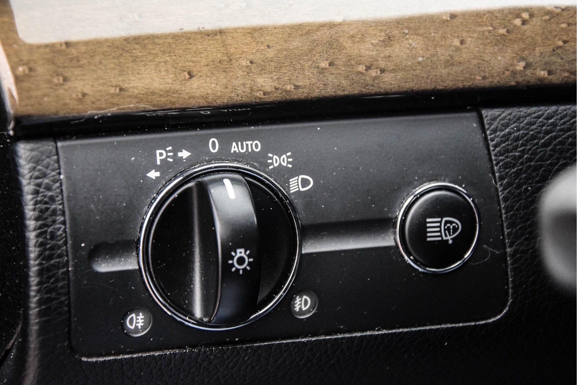 Mercedes-Benz E-Klasse 220 Cdi Avantgarde Com/Bi-xenon/Verwarmde stoelen Aut5 Foto 11