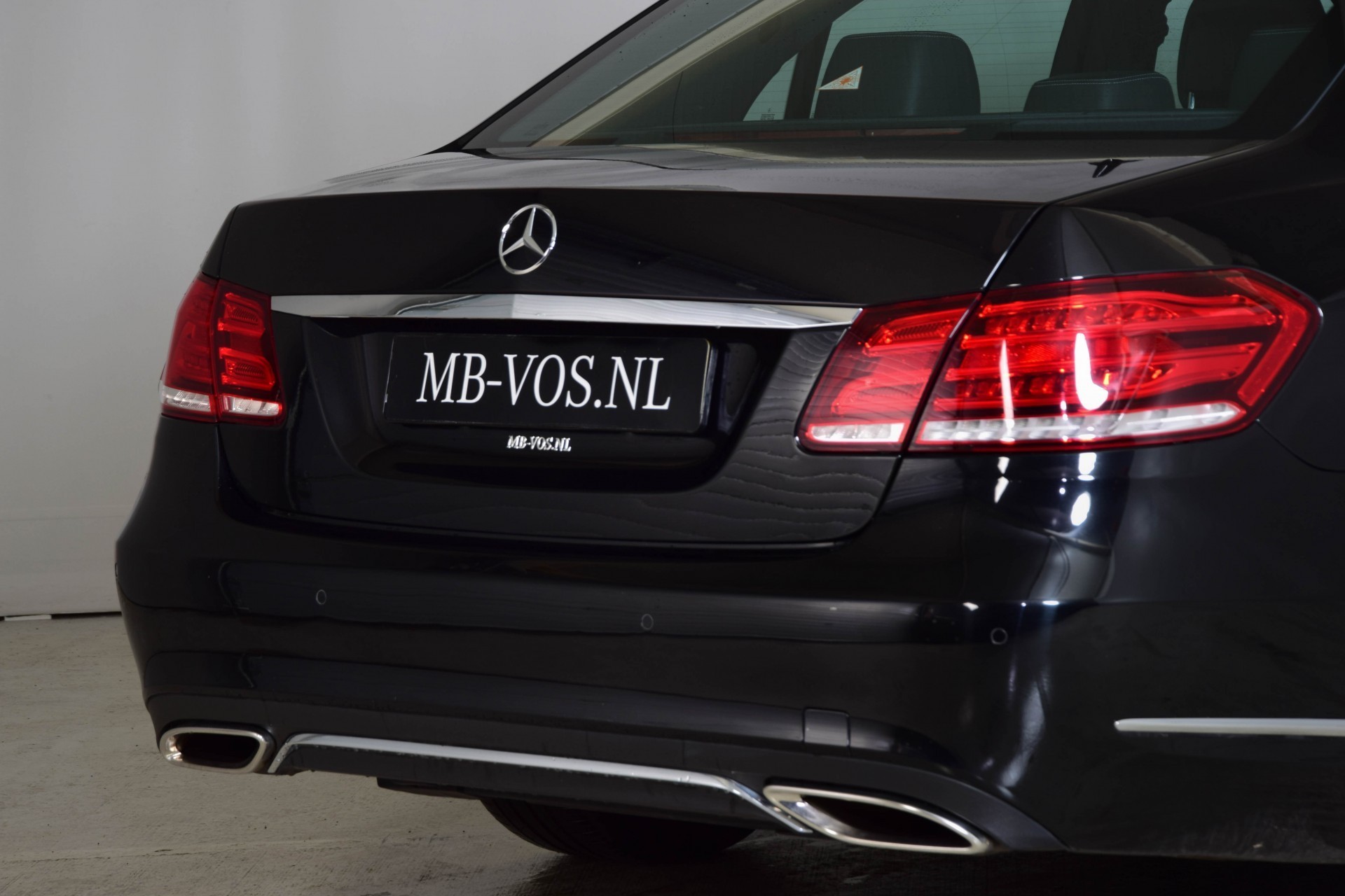 Mercedes-Benz E-Klasse 200 Avantgarde Comand/Harman-Kardon/ILS Aut7 Foto 17