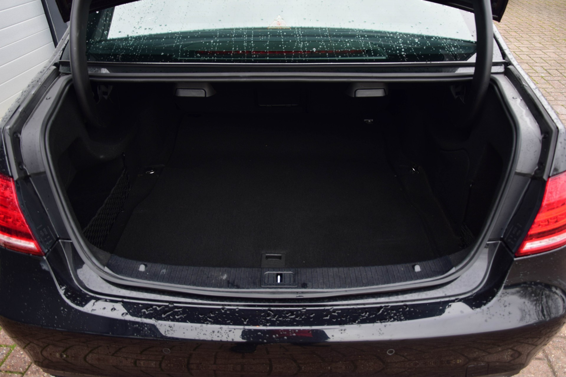 Mercedes-Benz E-Klasse 200 Avantgarde Comand/Harman-Kardon/ILS Aut7 Foto 20