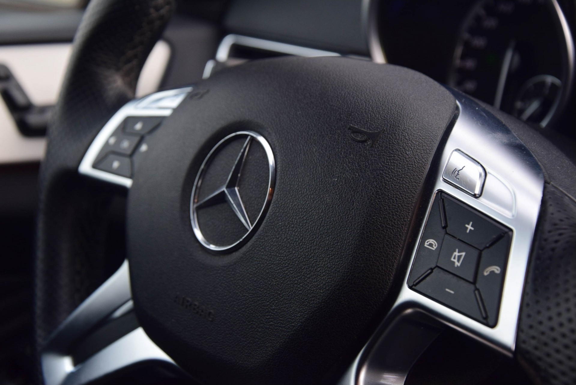 Mercedes-Benz M-Klasse 350 4-M Sport/Com/Wegklapbare trekhaak/Treeplanken Aut7 Foto 11