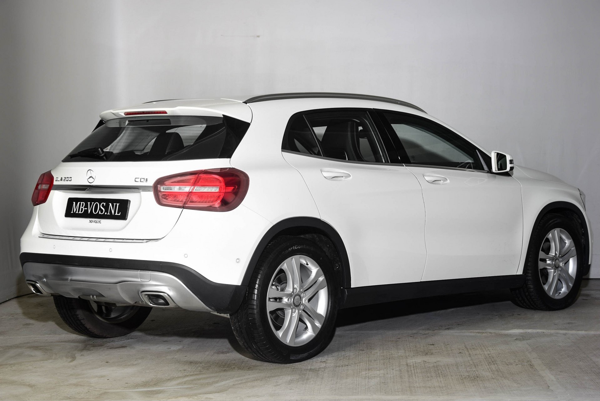 Mercedes-Benz GLA-Klasse 200 Cdi Urban Navi/Xenon/Verw-stln/Parctronic Aut7 1ste eigenaar Foto 2