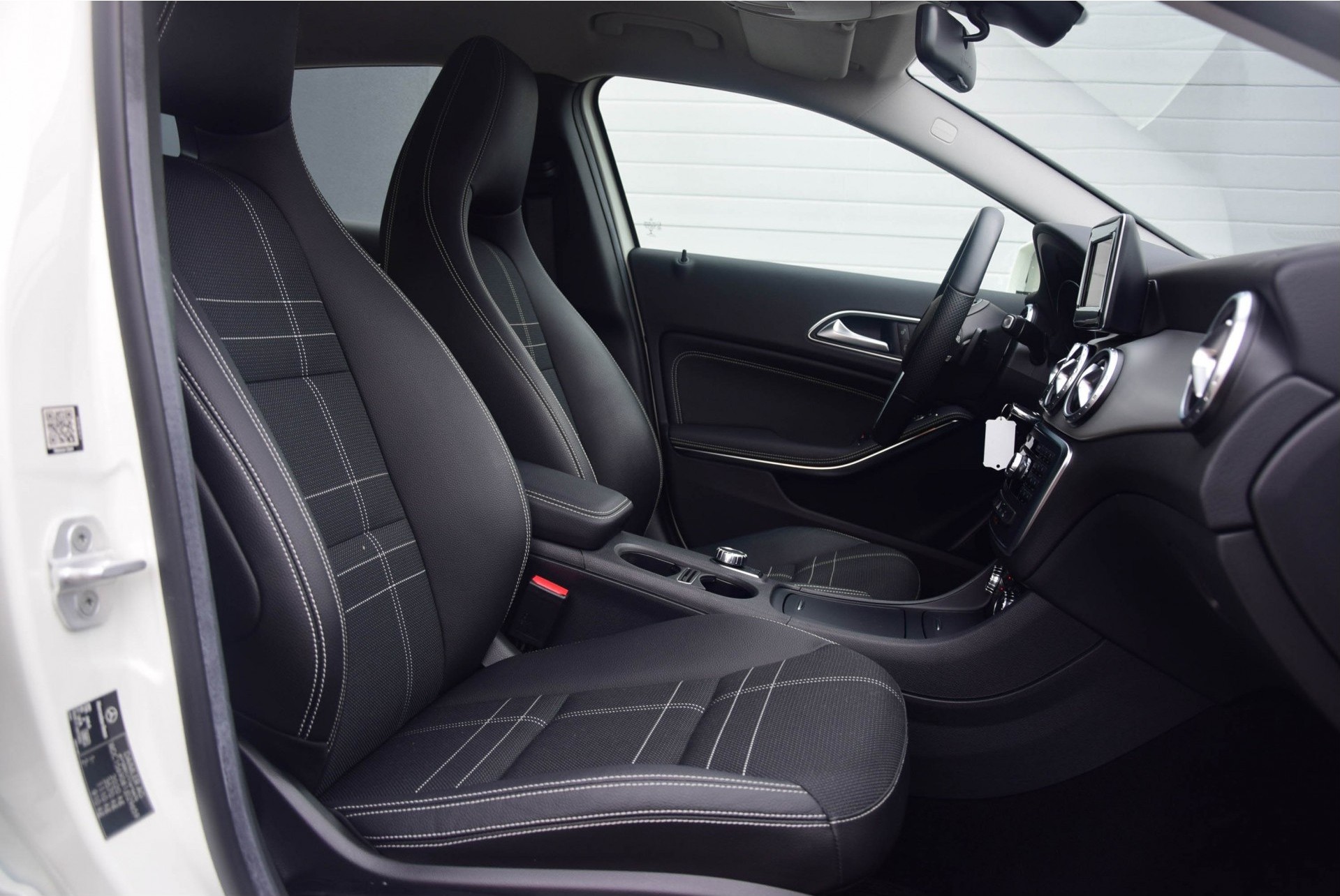 Mercedes-Benz GLA-Klasse 200 Cdi Urban Navi/Xenon/Verw-stln/Parctronic Aut7 1ste eigenaar Foto 3