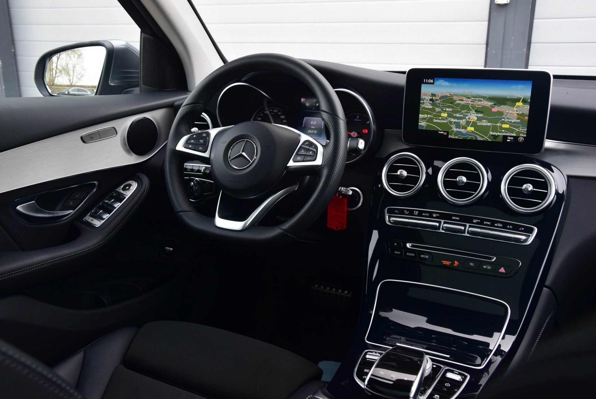 Mercedes-Benz GLC-Klasse 220 d 4-M AMG Panorama/Distronic/Comand/360/Camera/HUD/ILS Aut9 Foto 6