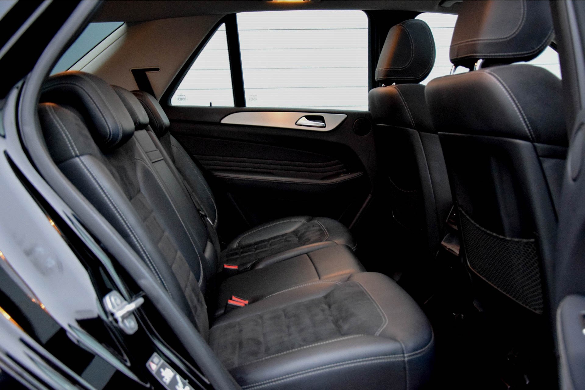 Mercedes-Benz M-Klasse 350 Bluetec 4-M AMG Panorama/Comand Aut7 Foto 4