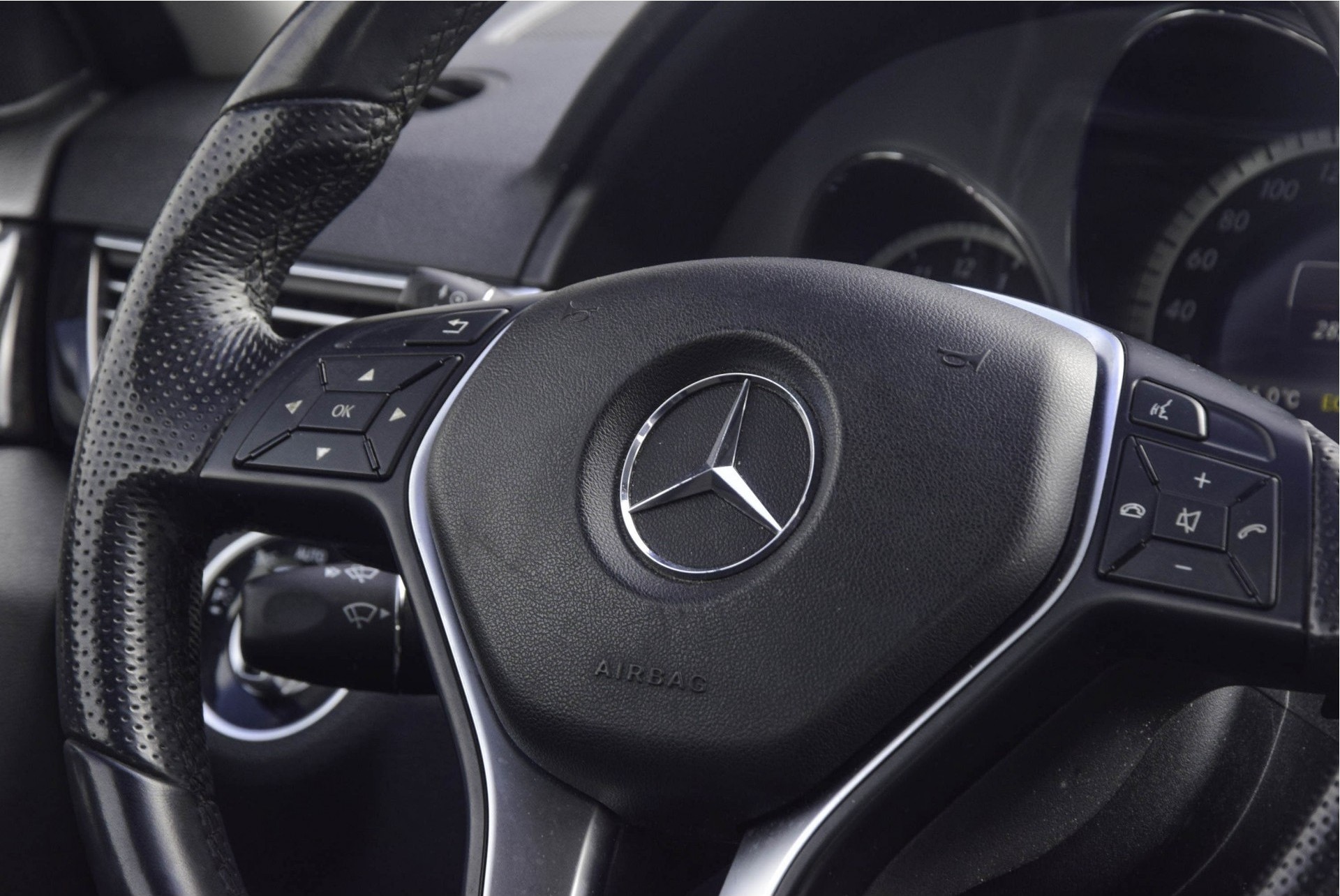 Mercedes-Benz E-Klasse 220 Cdi Avantgarde Nav/Leder/ILS Aut7 Foto 7