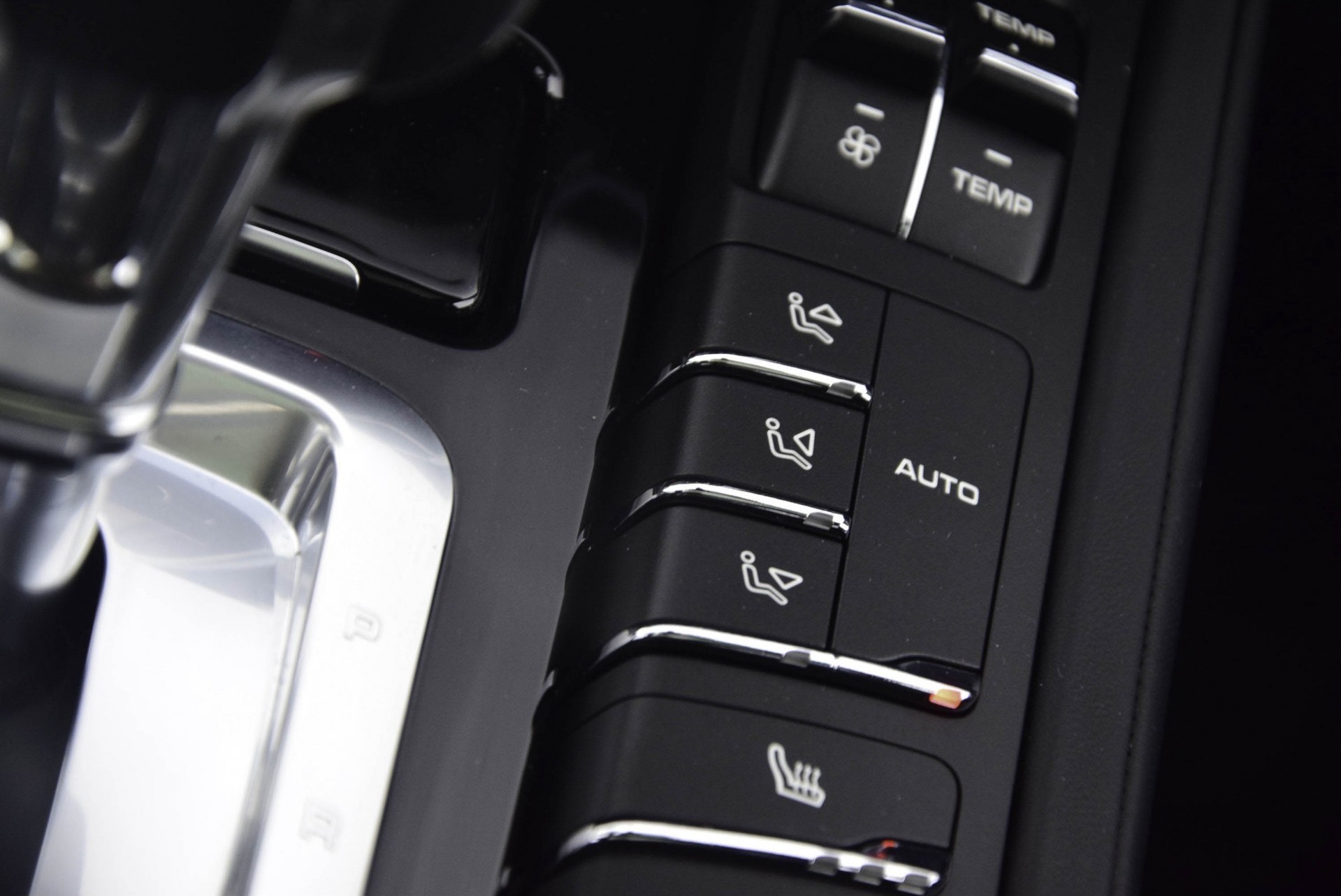 Porsche Cayenne 3.0 S E-HYBRID 14% Luchtvering/Panorama/Bose/21" NP 134956 Foto 17