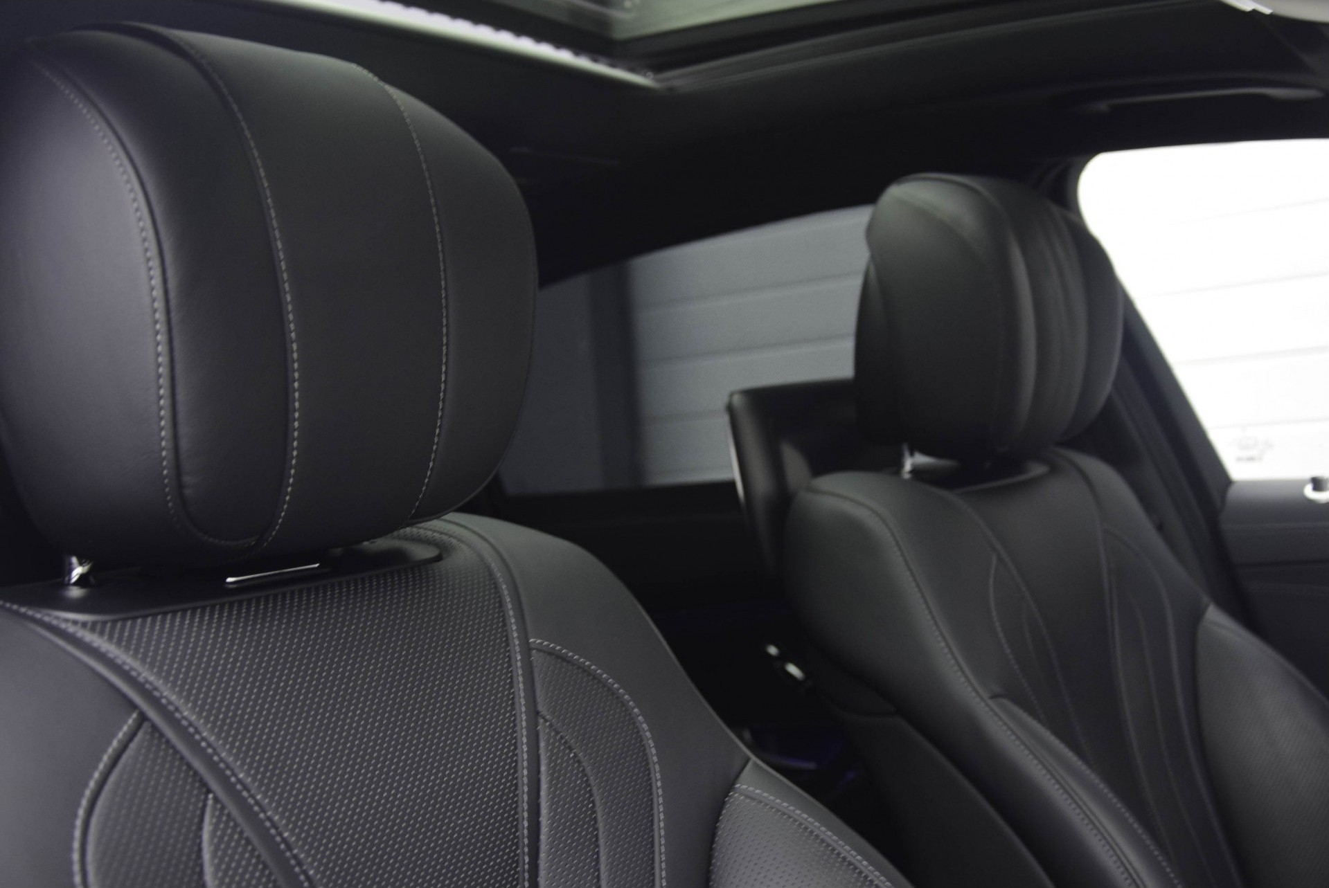 Mercedes-Benz S-Klasse 500 4MATIC AMG Plus Entertainment/Distronic/Burmester/Massage Aut7 Foto 8