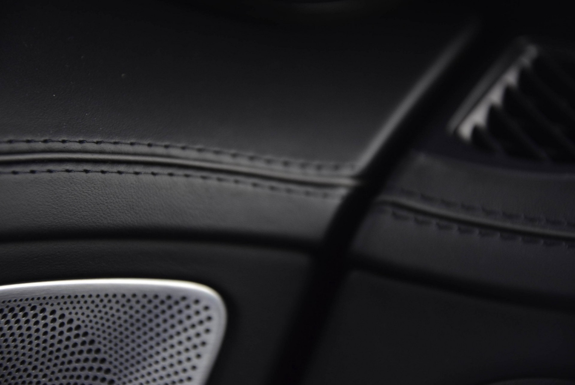 Mercedes-Benz S-Klasse 350d Lang 4-M AMG Exclusive Burmester Standkachel Aut9 NP 180810 Foto 23