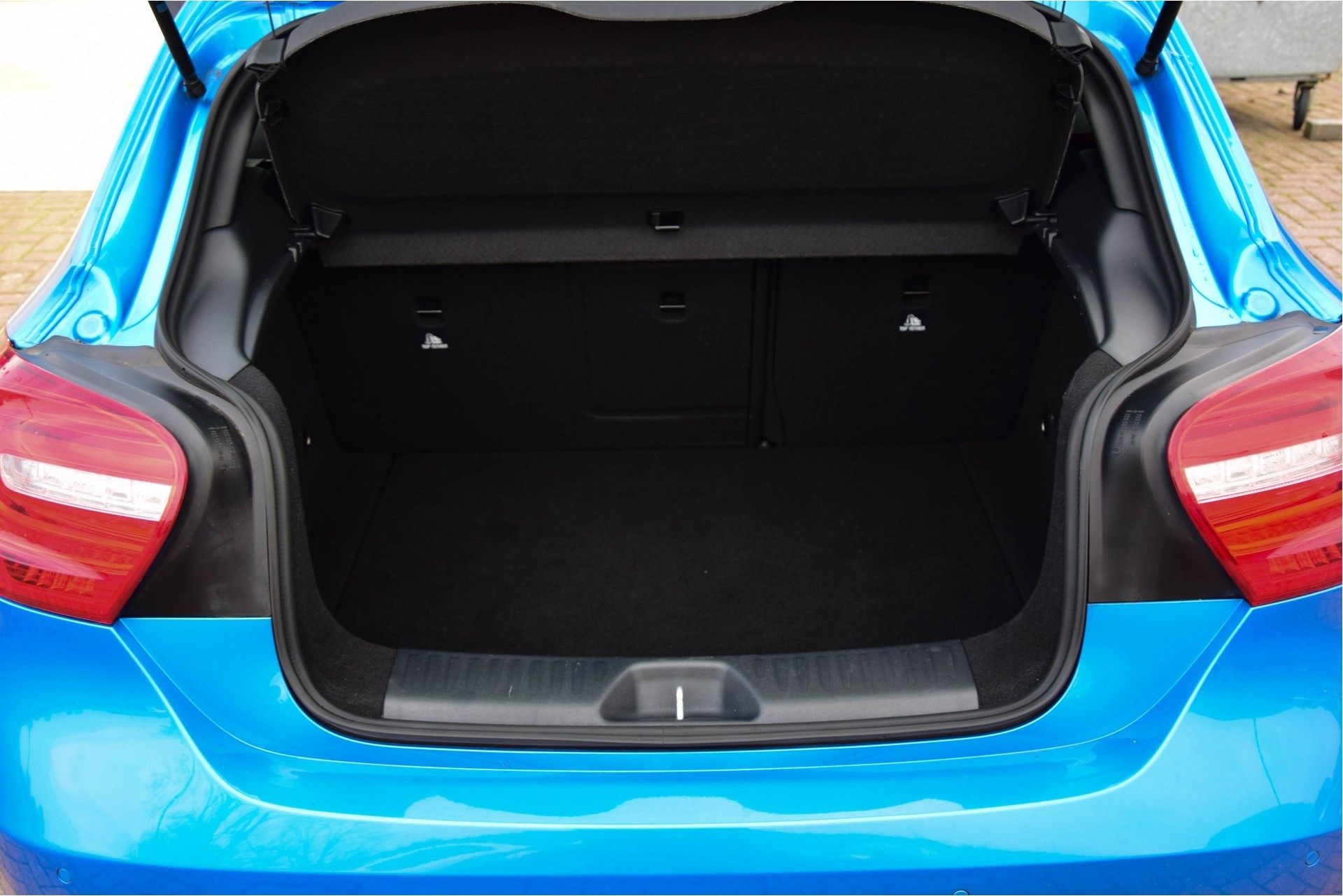 Mercedes-Benz A-Klasse 180 Cdi Edition Nav/Xenon/PTS Foto 13