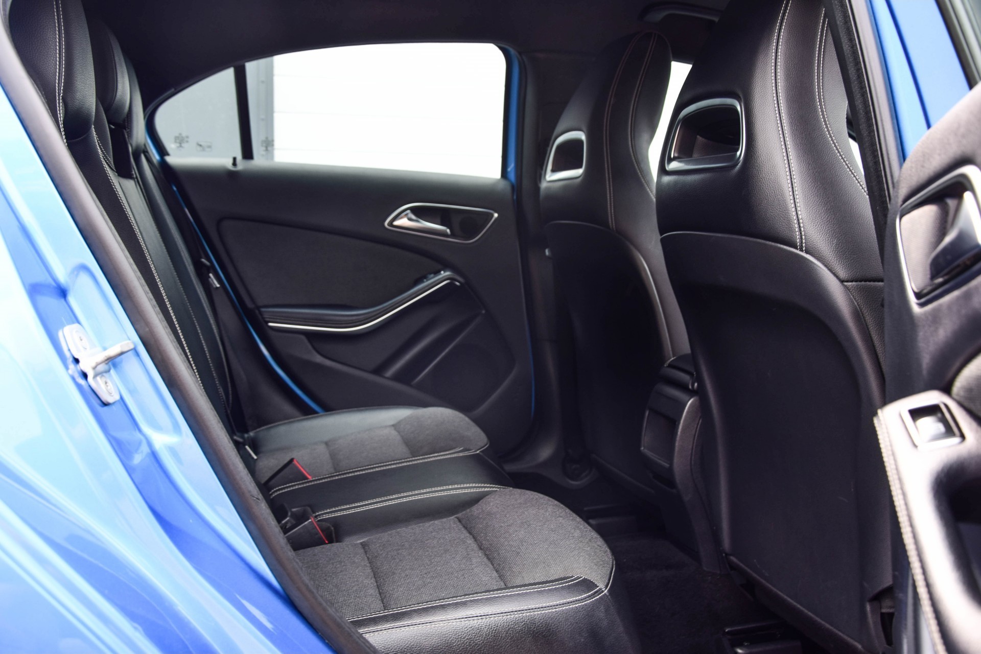 Mercedes-Benz A-Klasse 180 Cdi Edition Nav/Xenon/PTS Foto 4