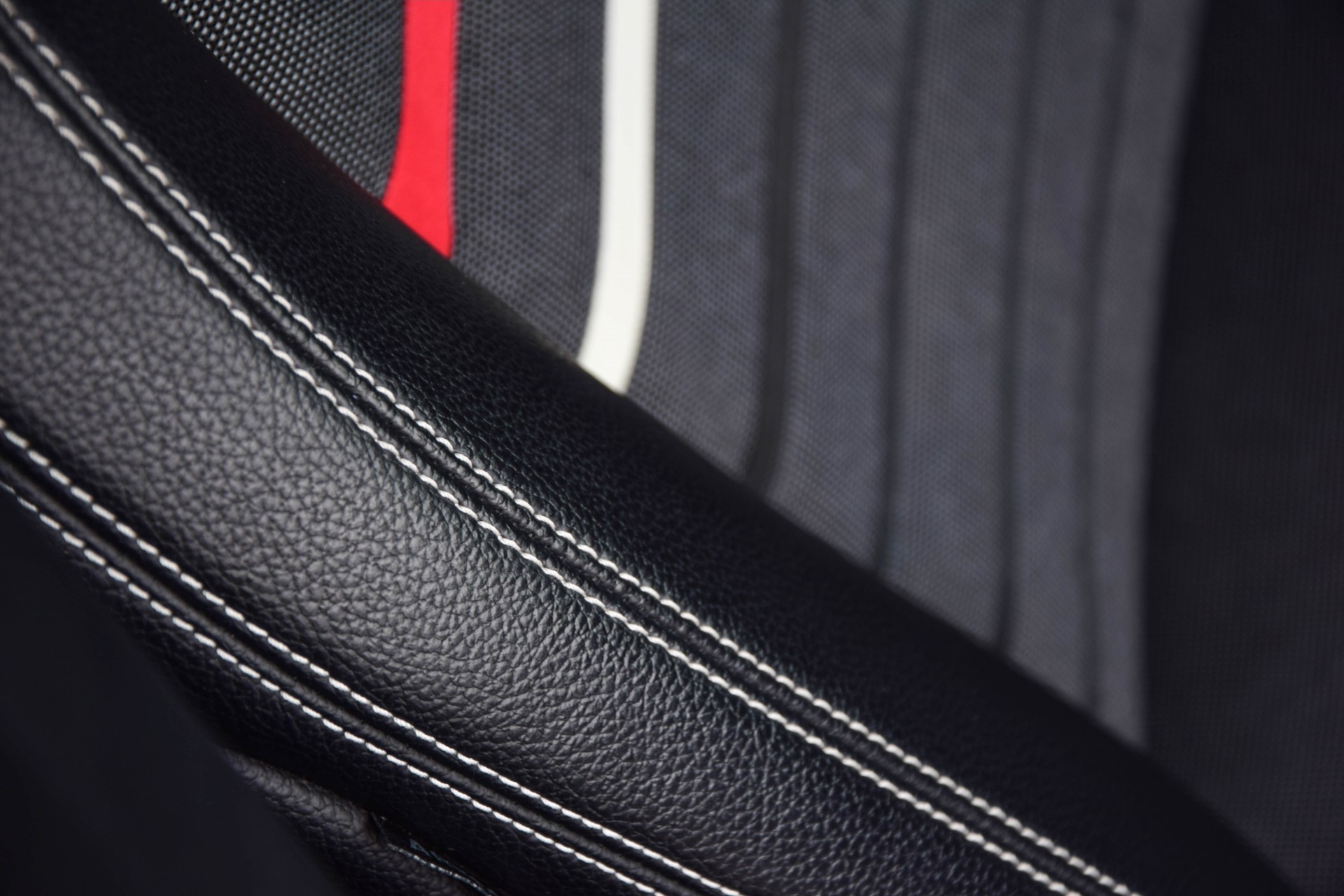 Mercedes-Benz A-Klasse 180 Cdi Edition Nav/Xenon/PTS Foto 8