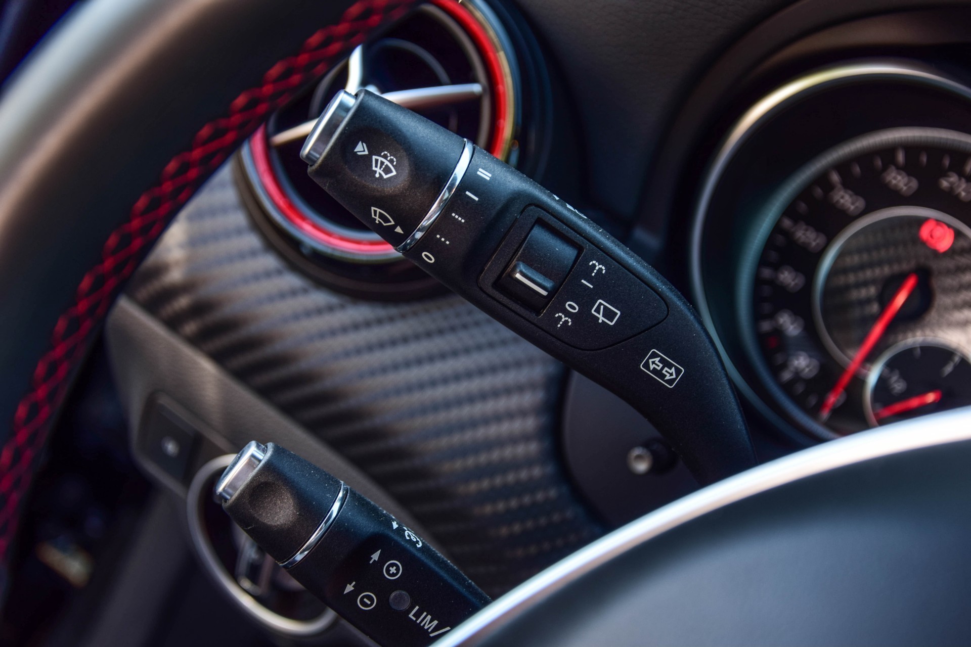 Mercedes-Benz A-Klasse 45 AMG 4MATIC Performance/Aerodynamica/Exclusive/Night Aut7 Foto 16