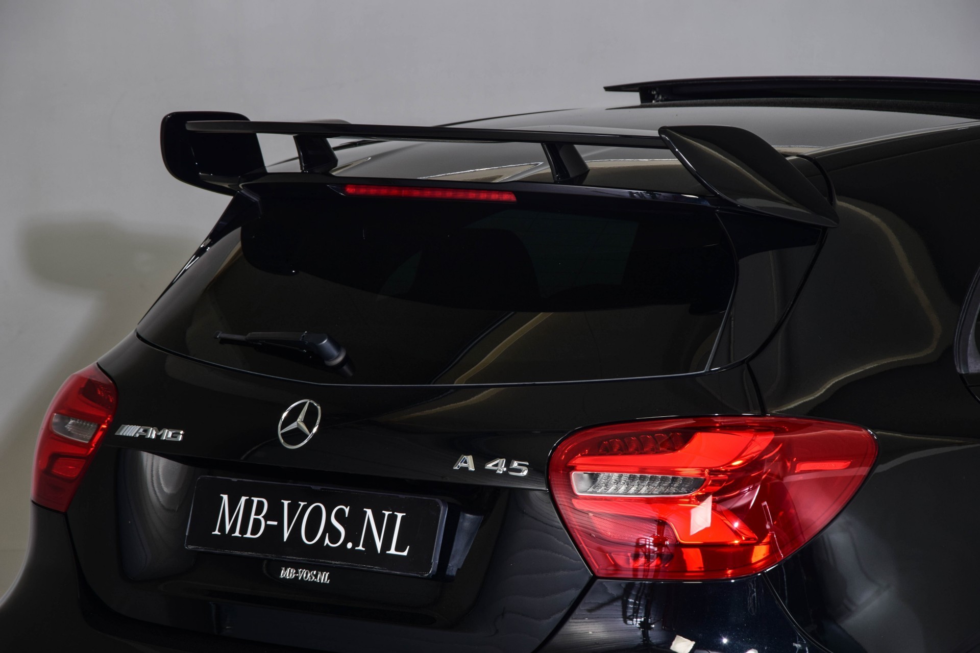Mercedes-Benz A-Klasse 45 AMG 4MATIC Performance/Aerodynamica/Exclusive/Night Aut7 Foto 24